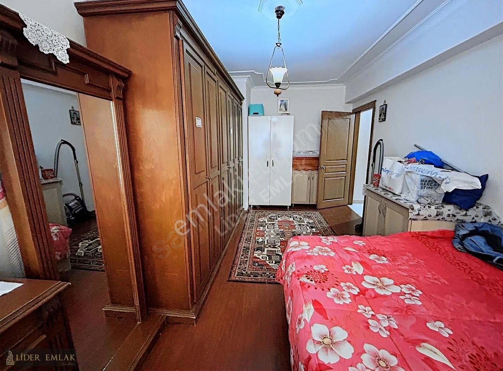 Güneşevlerde Ön Cephe Çift Girişli 6+1 Teraslı Dublex - Görsel 21