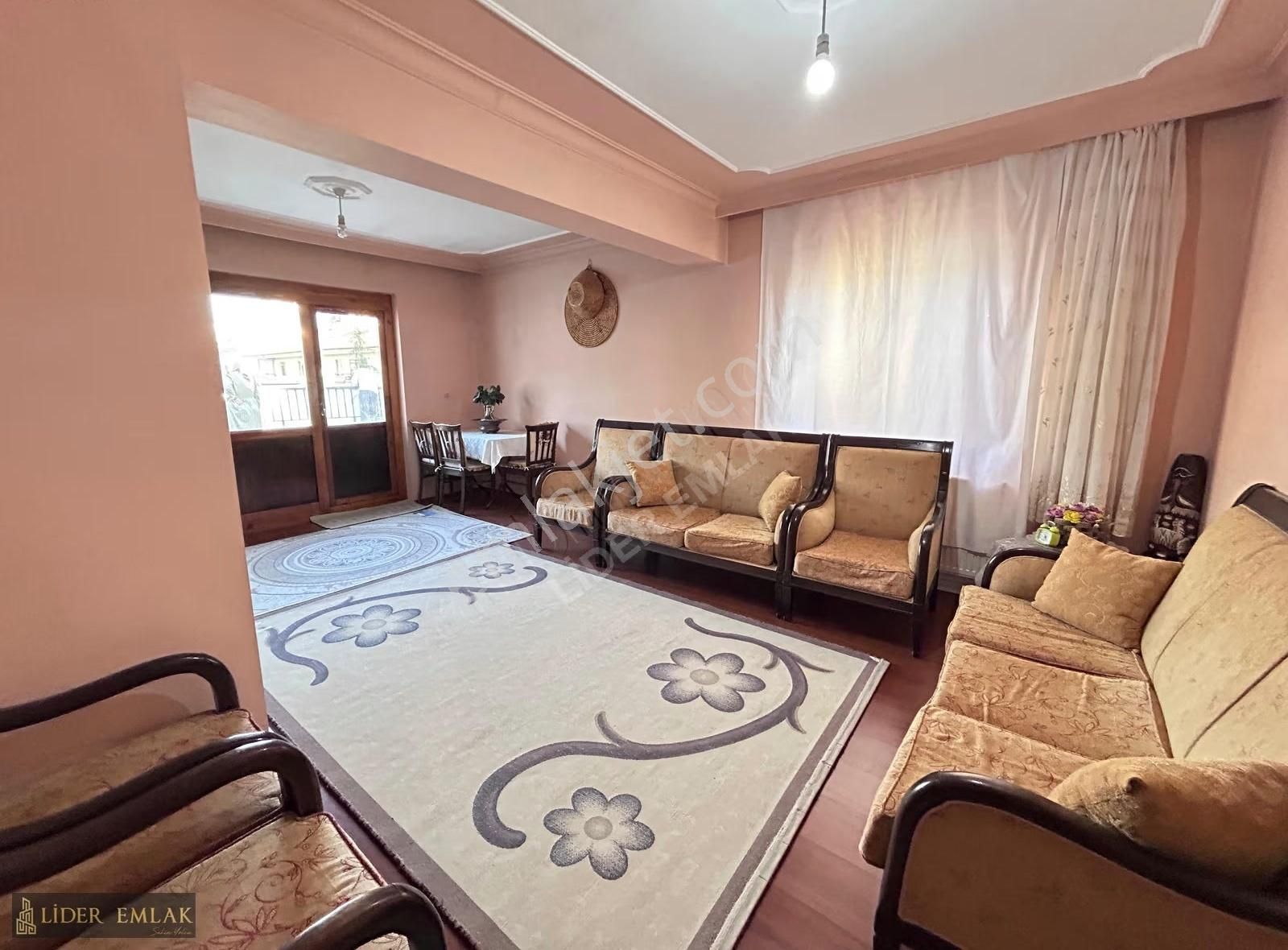 Güneşevlerde Ön Cephe Çift Girişli 6+1 Teraslı Dublex - Görsel 22