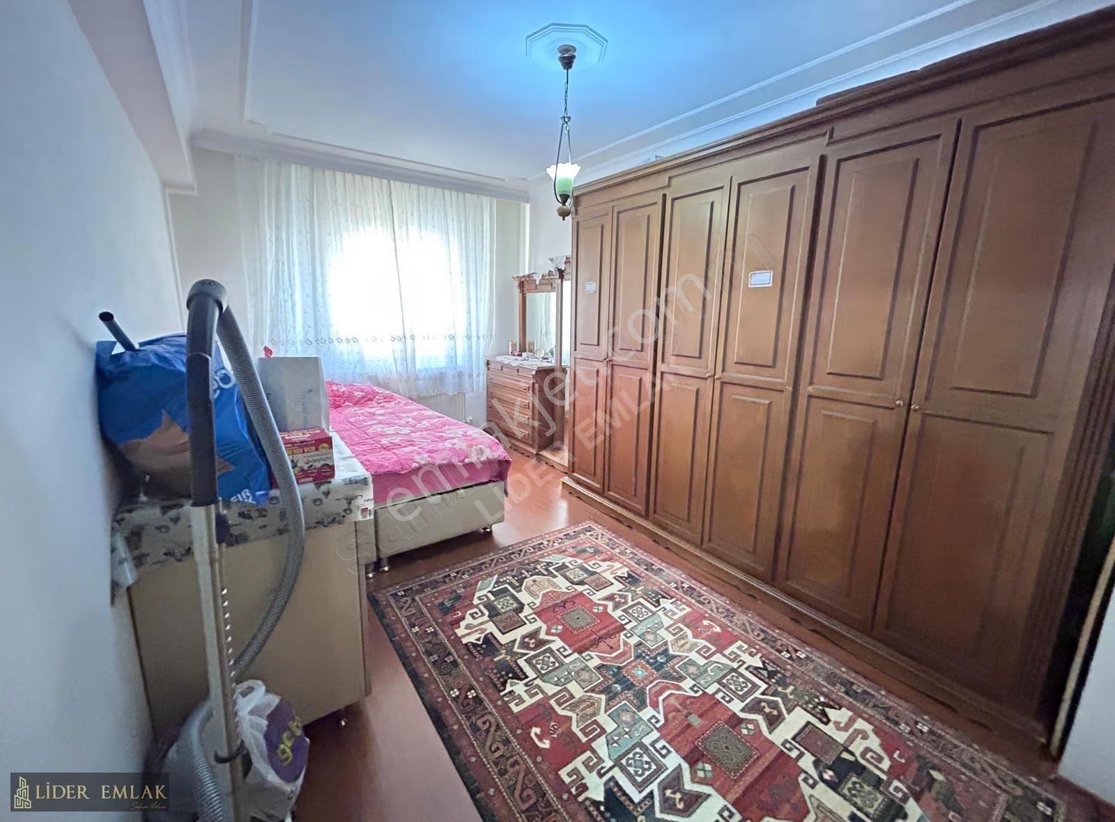 Güneşevlerde Ön Cephe Çift Girişli 6+1 Teraslı Dublex - Görsel 16