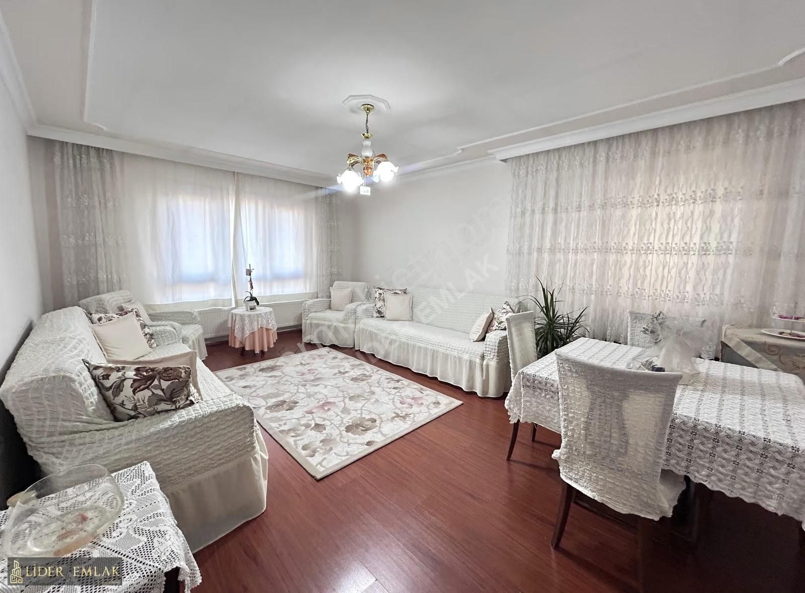 Güneşevlerde Ön Cephe Çift Girişli 6+1 Teraslı Dublex - Görsel 29