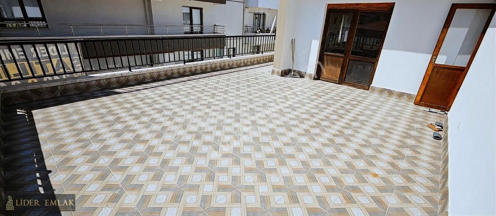 Güneşevlerde Ön Cephe Çift Girişli 6+1 Teraslı Dublex - Görsel 4