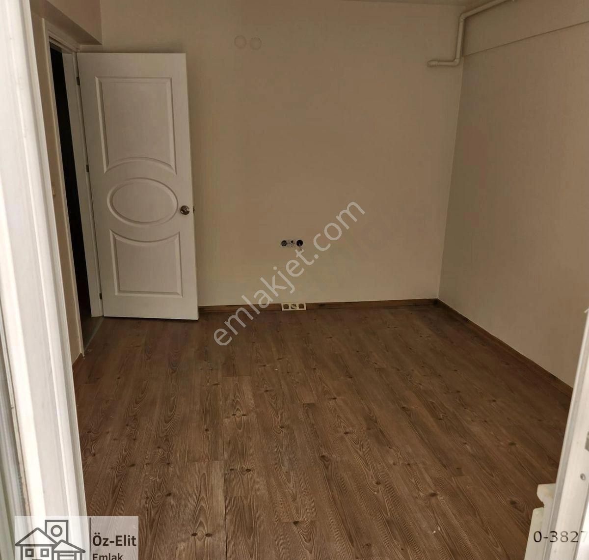 Öz Elit Emlak'tan Muradiyede Satılık 3+1 Doğalgazlı Daire 3.650.000 Tl. - Görsel 34
