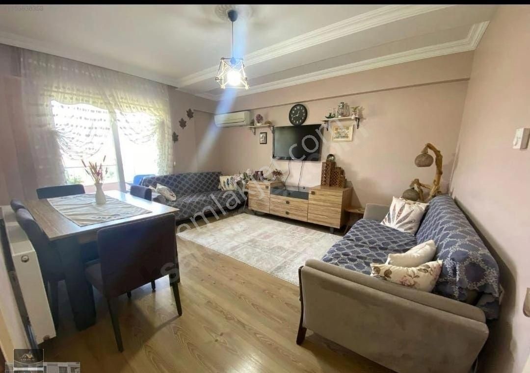 Kemalpaşanın Merkezinde Acill Satılık 3+1 Doğalgazlı Daire - Görsel 4