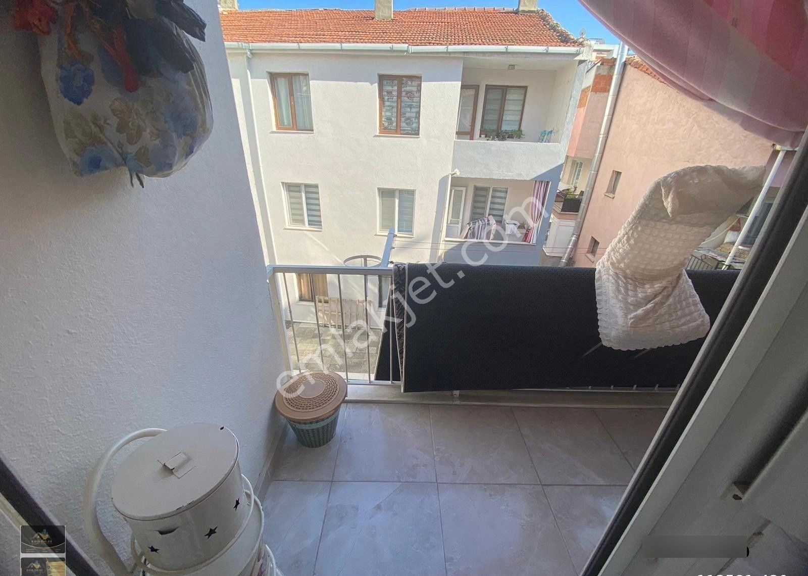 Kemalpaşanın Merkezinde Acil Satılık 3+1 Doğalgazlı Daire - Görsel 9