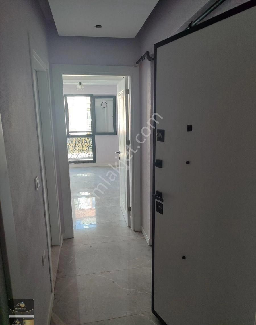 Kemalpaşanın Merkezinde Satılık Daire 1+1 Yeni Sıfır Asansörlü - Görsel 3