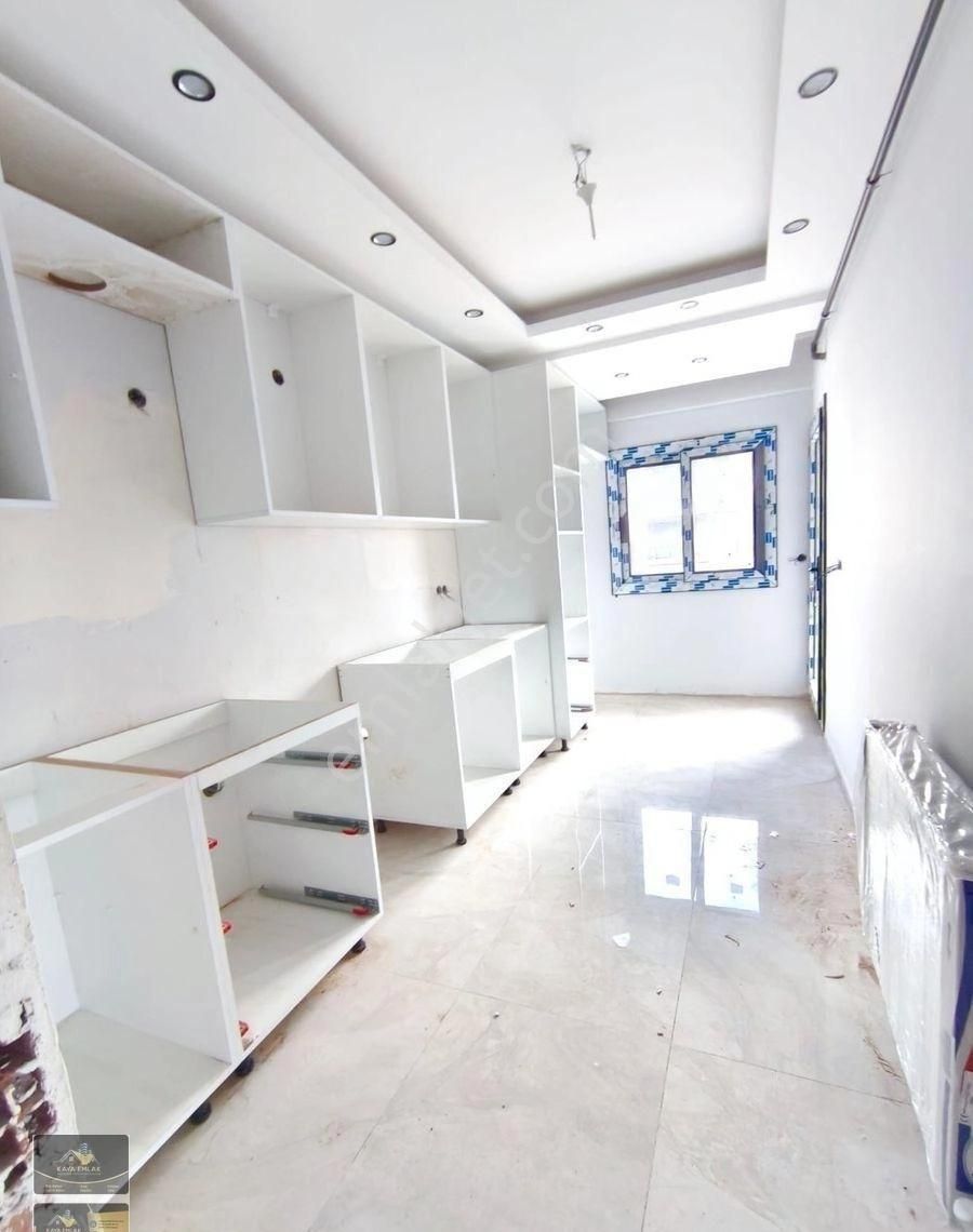 Kaya Emlak'tan Kemalpaşa Merkezinde Satılık Yeni Sıfır 2+1 Lüks Daireler