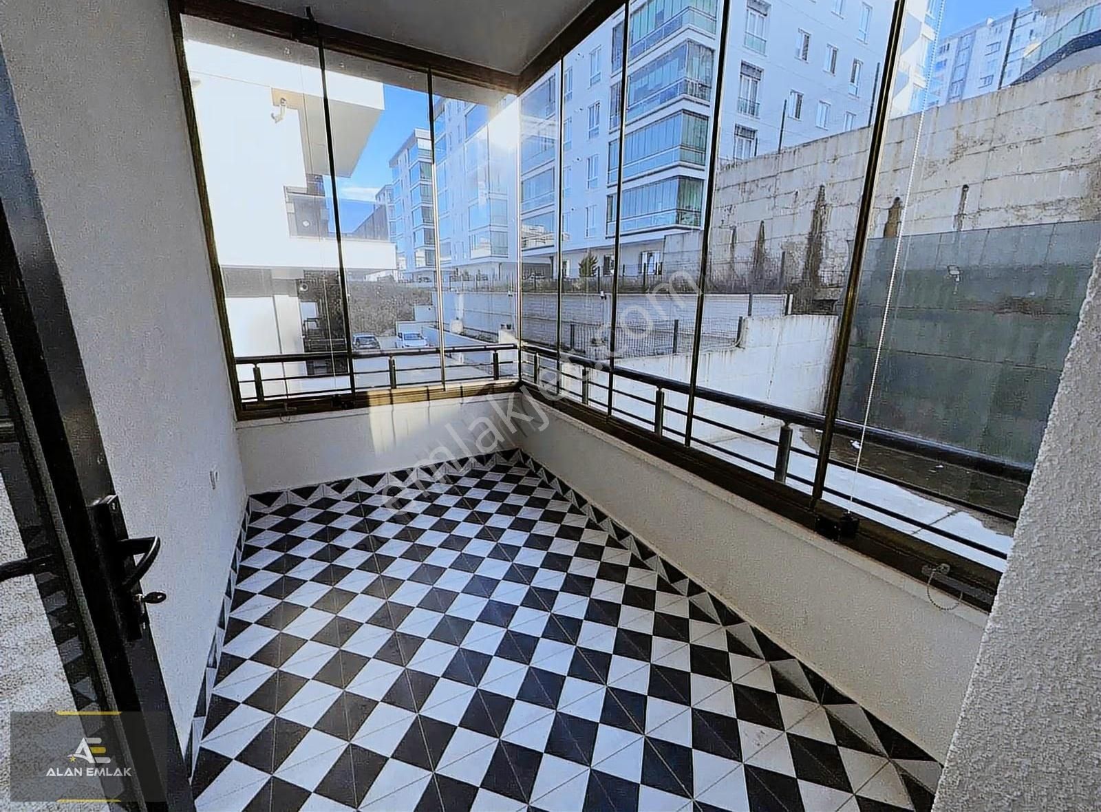 Alan Emlak; Ara Kat, Deniz Manzaralı, Ultra Lüks, Ebeveyn Banyol - Görsel 11