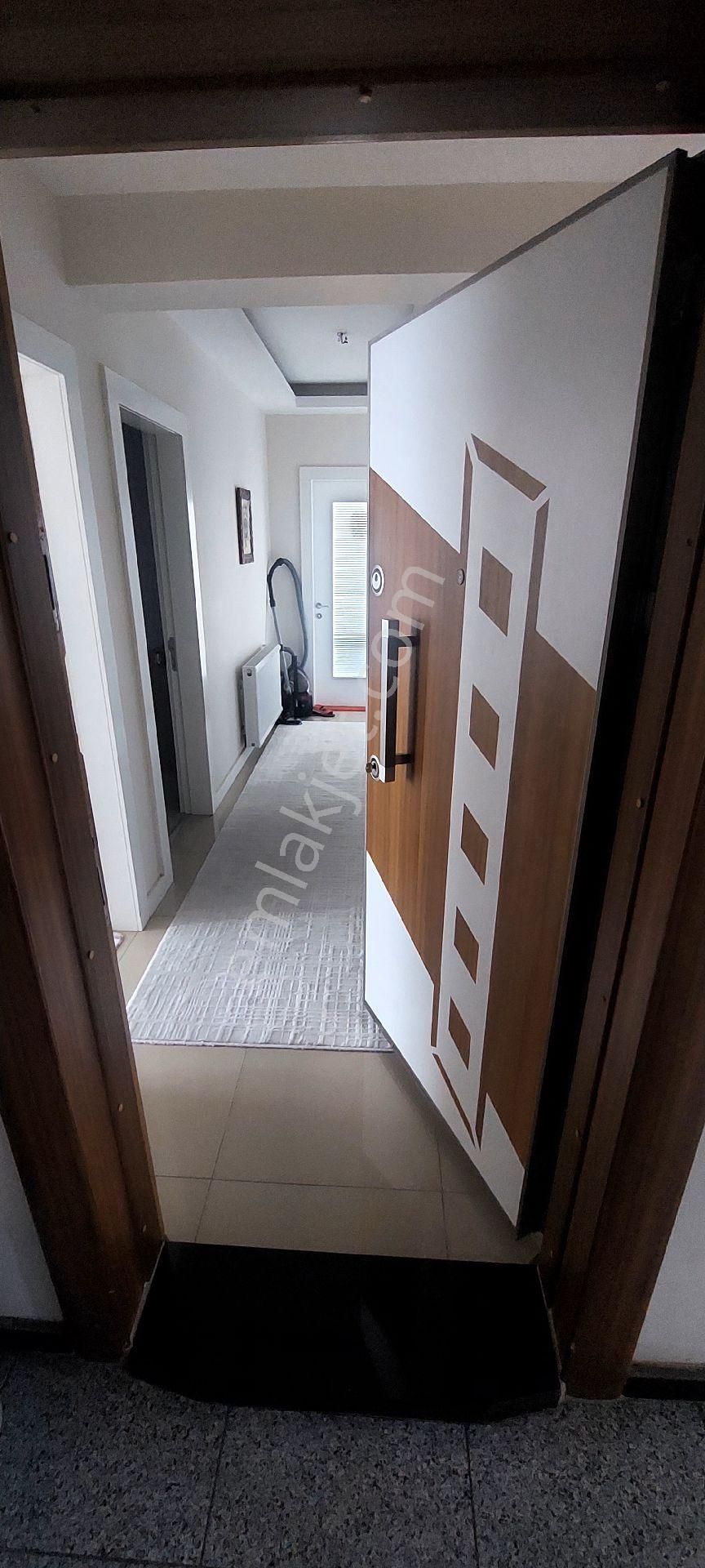 Acil Satılık 130 M2 Geniş Daire