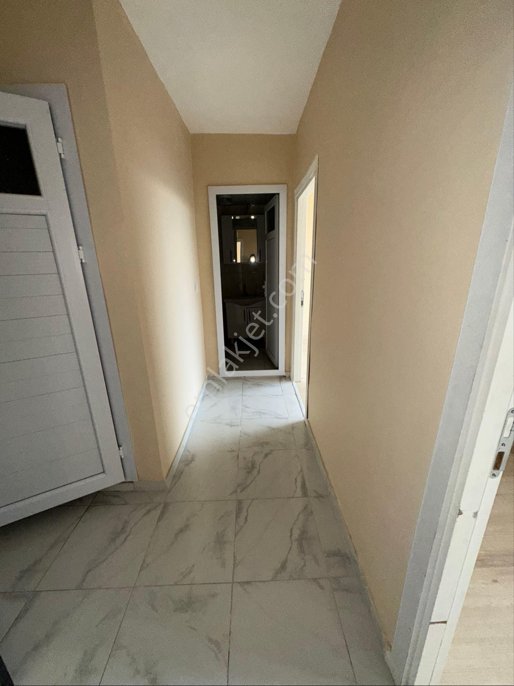 Hemen Taşınmaya Hazır! Fatih Mahallesi Site İçi 2+1 Kiralık - Görsel 13