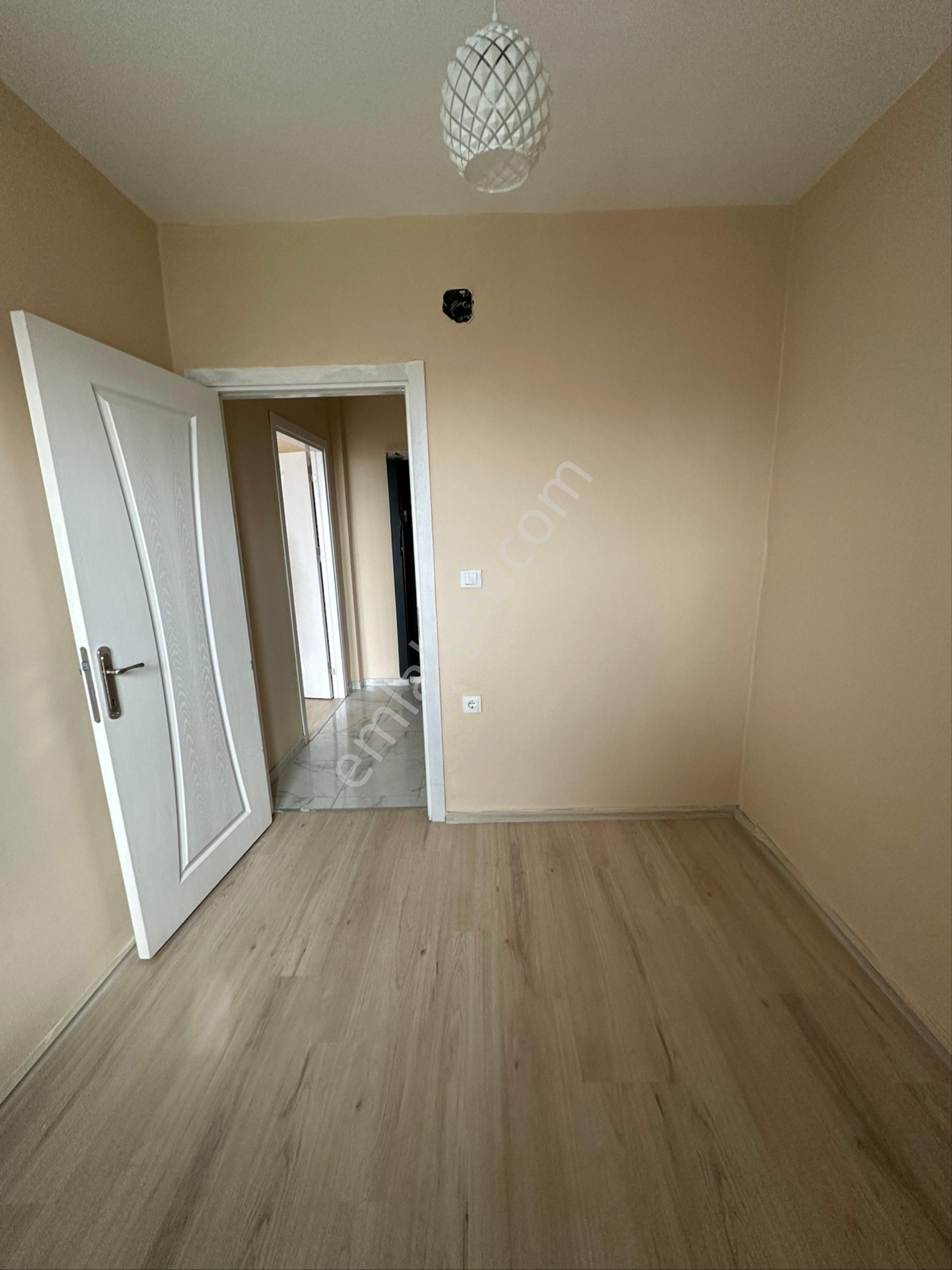 Hemen Taşınmaya Hazır! Fatih Mahallesi Site İçi 2+1 Kiralık - Görsel 14