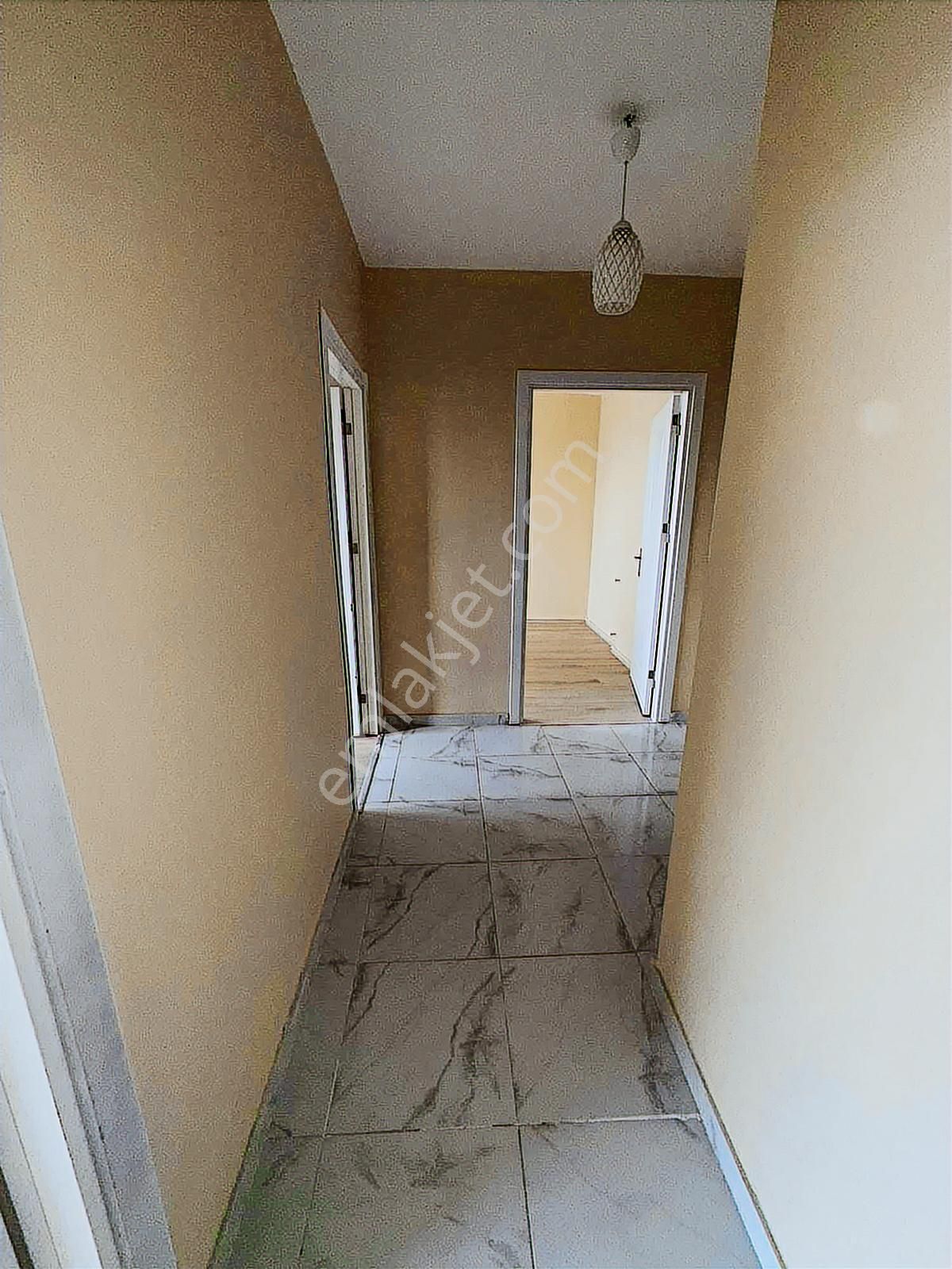 Hemen Taşınmaya Hazır! Fatih Mahallesi Site İçi 2+1 Kiralık - Görsel 12