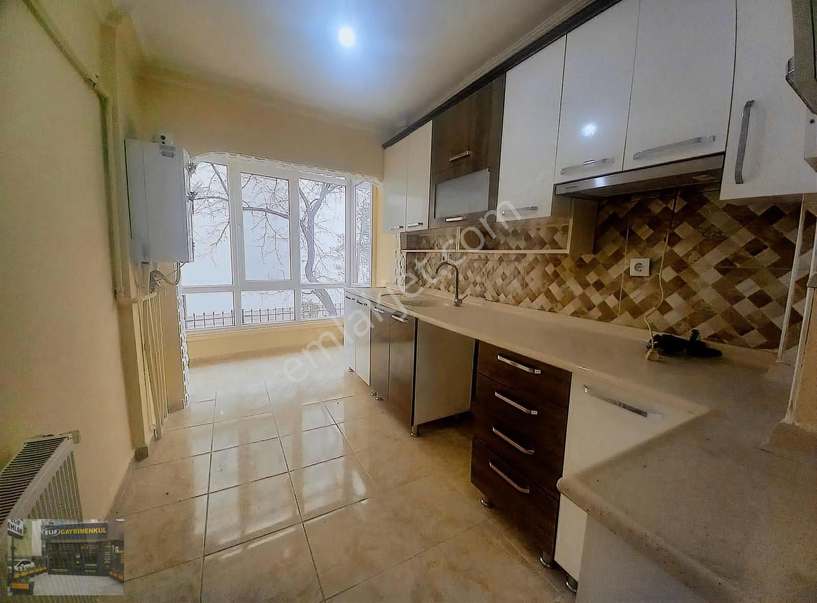 Elif Emlak'tan Plevne Mah. Y.giriş Full Yapılı 3+1 Daire