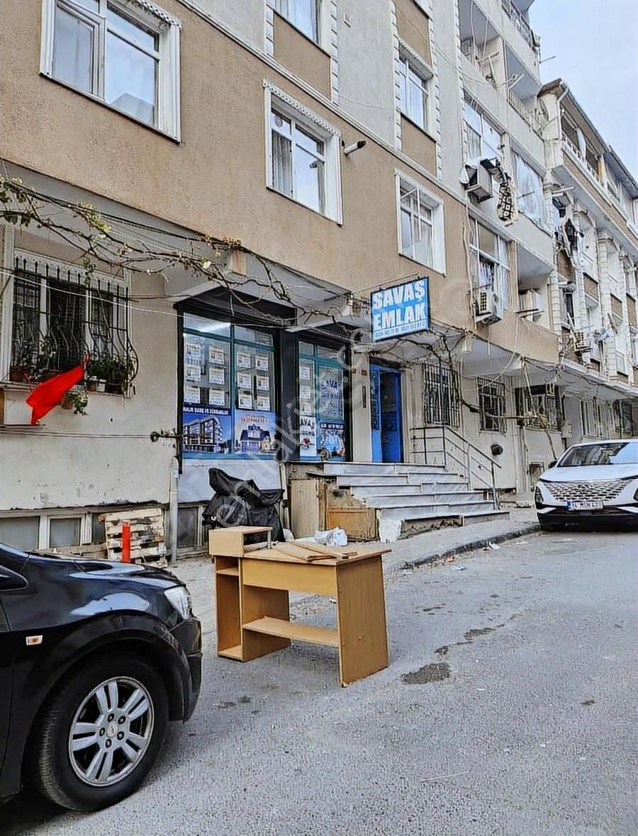 Savaş Emlak'tan Satılık Ofis Dükkan Küçükçekmece Mehmet Akif - Görsel 4