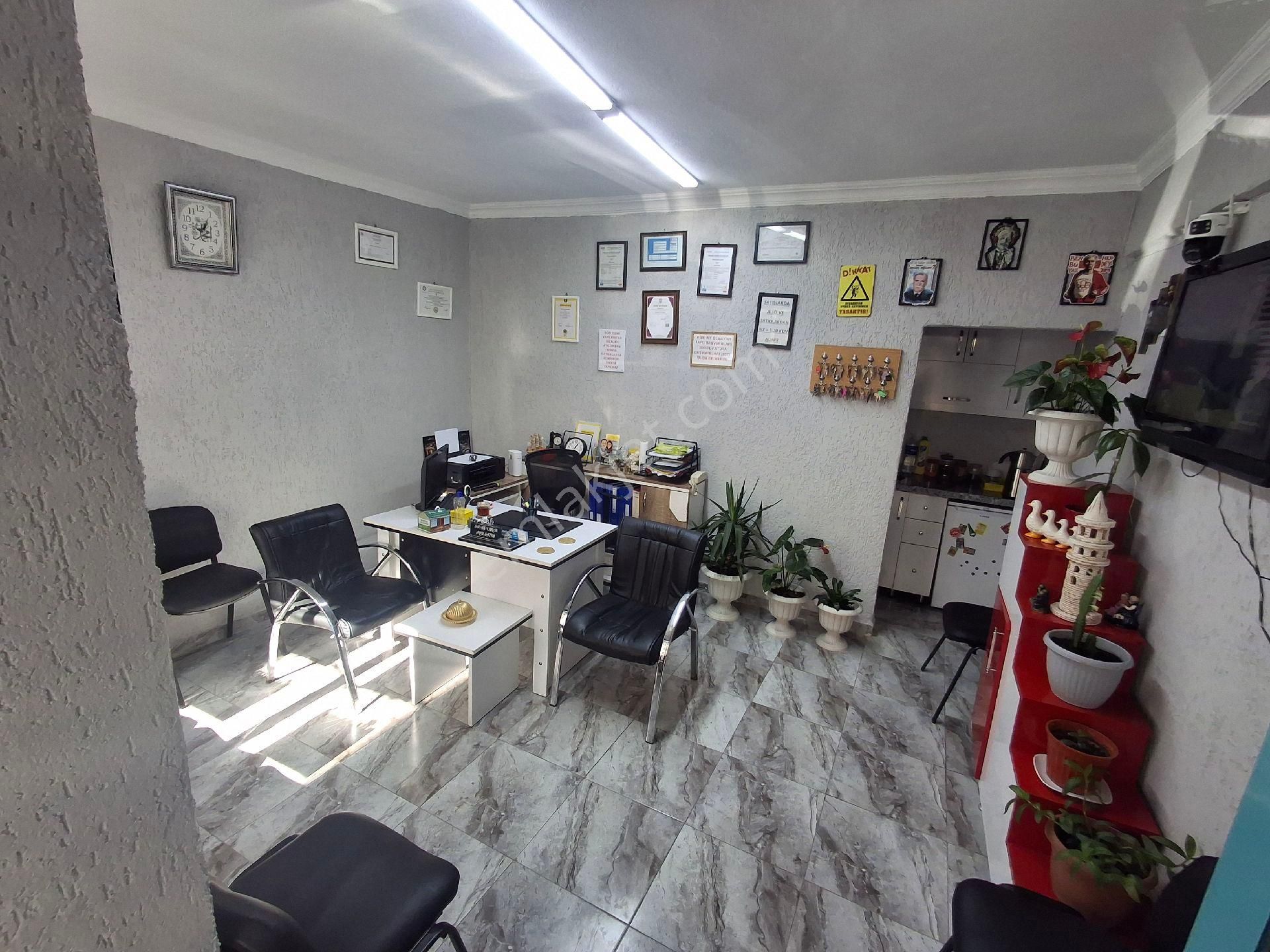 Savaş Emlak'tan Satılık Ofis Dükkan Küçükçekmece Mehmet Akif - Görsel 16
