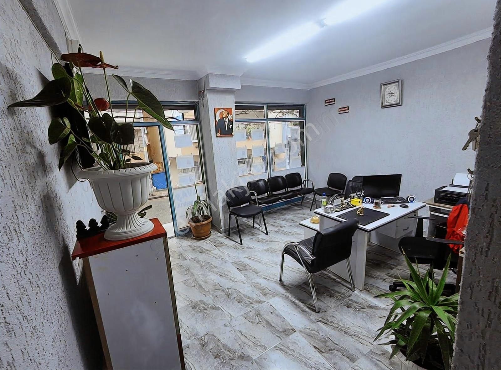 Savaş Emlak'tan Satılık Ofis Dükkan Küçükçekmece Mehmet Akif - Görsel 3