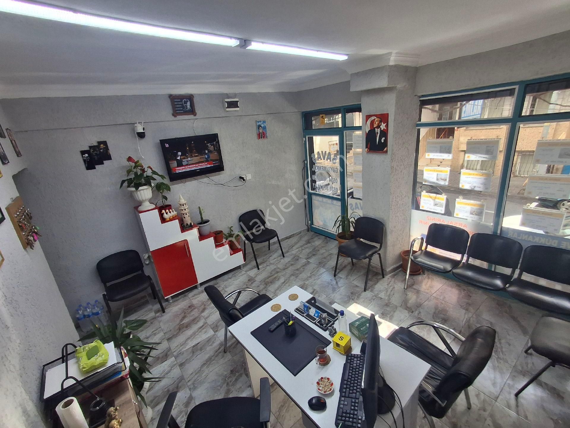 Savaş Emlak'tan Satılık Ofis Dükkan Küçükçekmece Mehmet Akif - Görsel 12