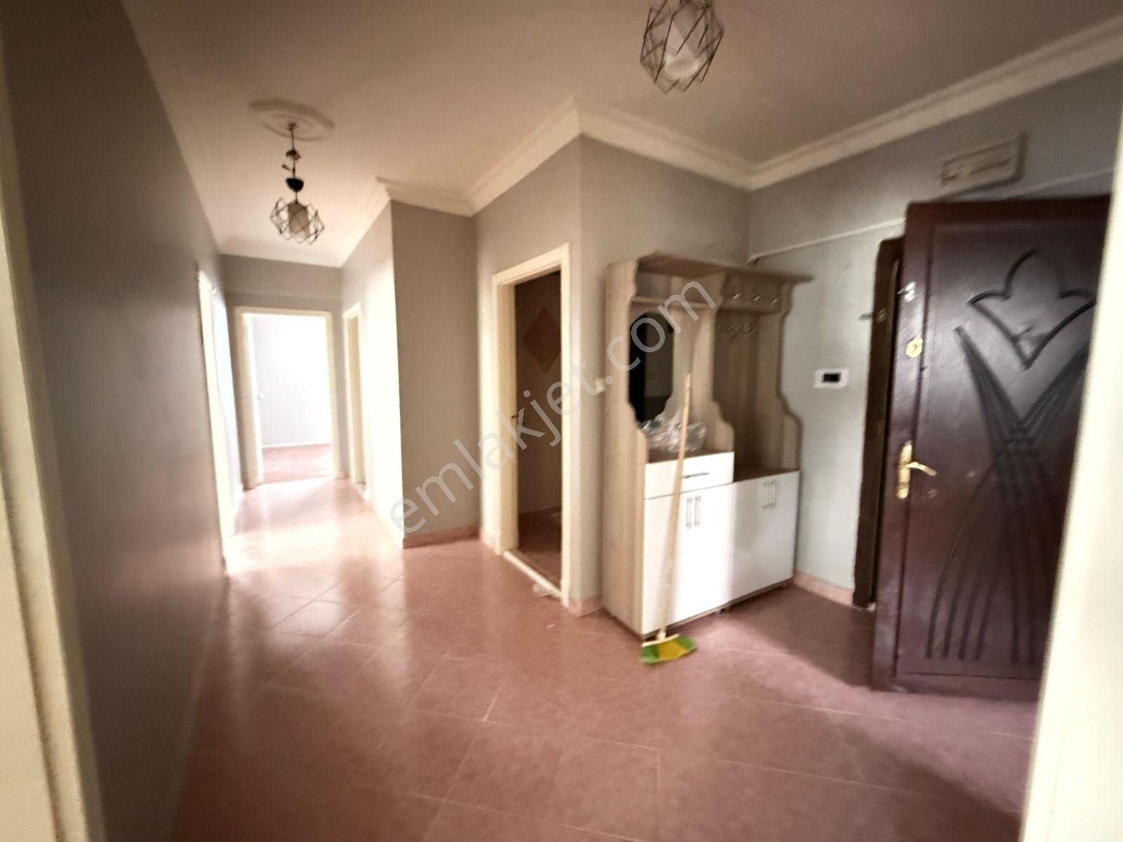 Bağlum Hisar Mah. Kat Konumlu Altı Daire Geniş 3+1 Kiralık Daire - Görsel 7