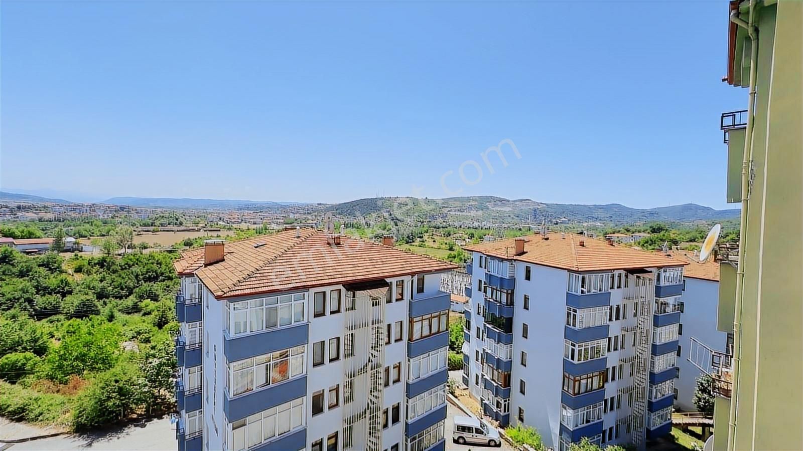 Merkez Orduyeri Site İçinde Satılık Arakat 3+1 Daire Ön Cephe - Görsel 25