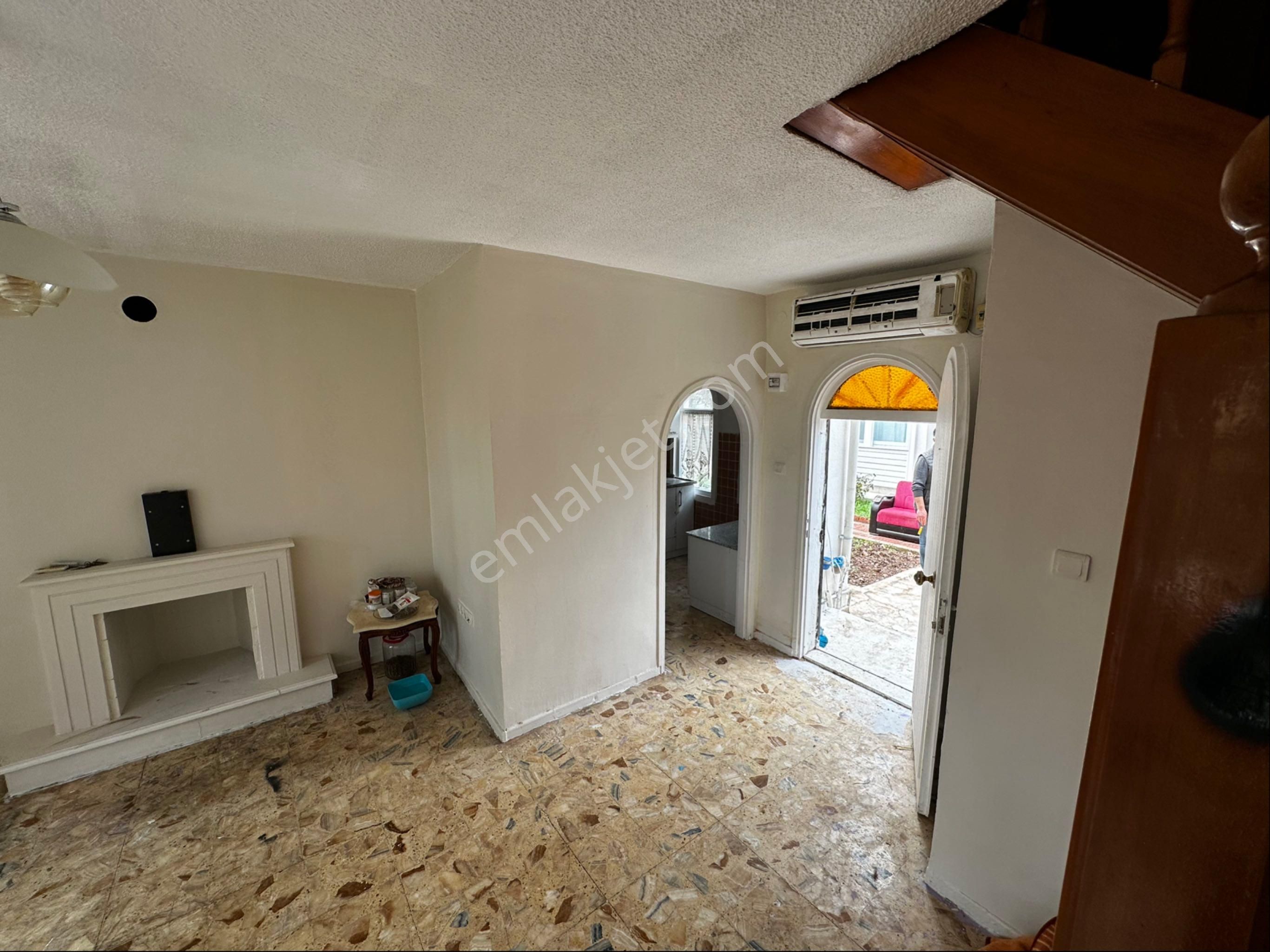 Sahibinden Çesmeli Denize Sifir Site Içi Bahçeli 2+1 Villa - Görsel 27