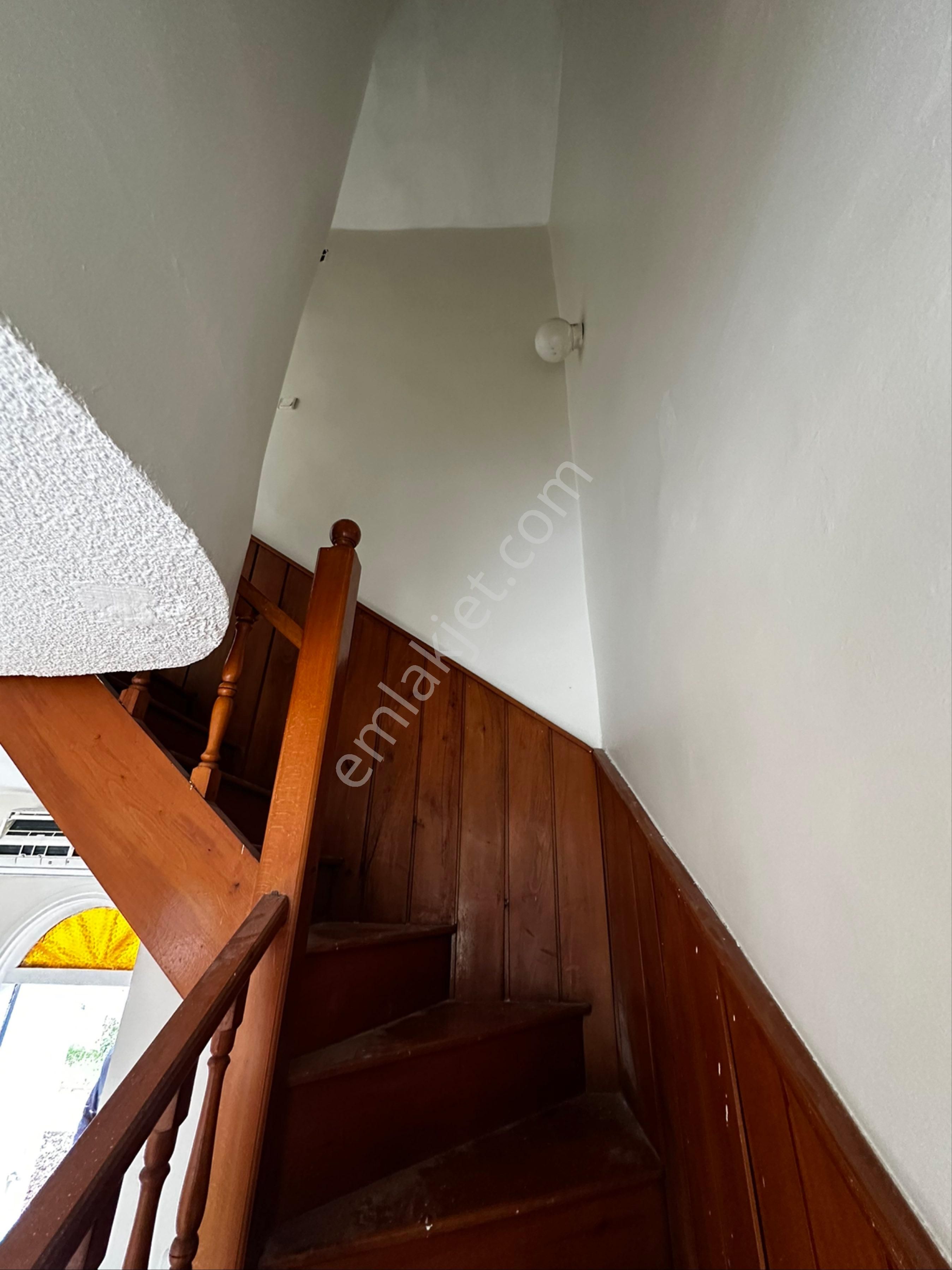 Sahibinden Çesmeli Denize Sifir Site Içi Bahçeli 2+1 Villa - Görsel 11