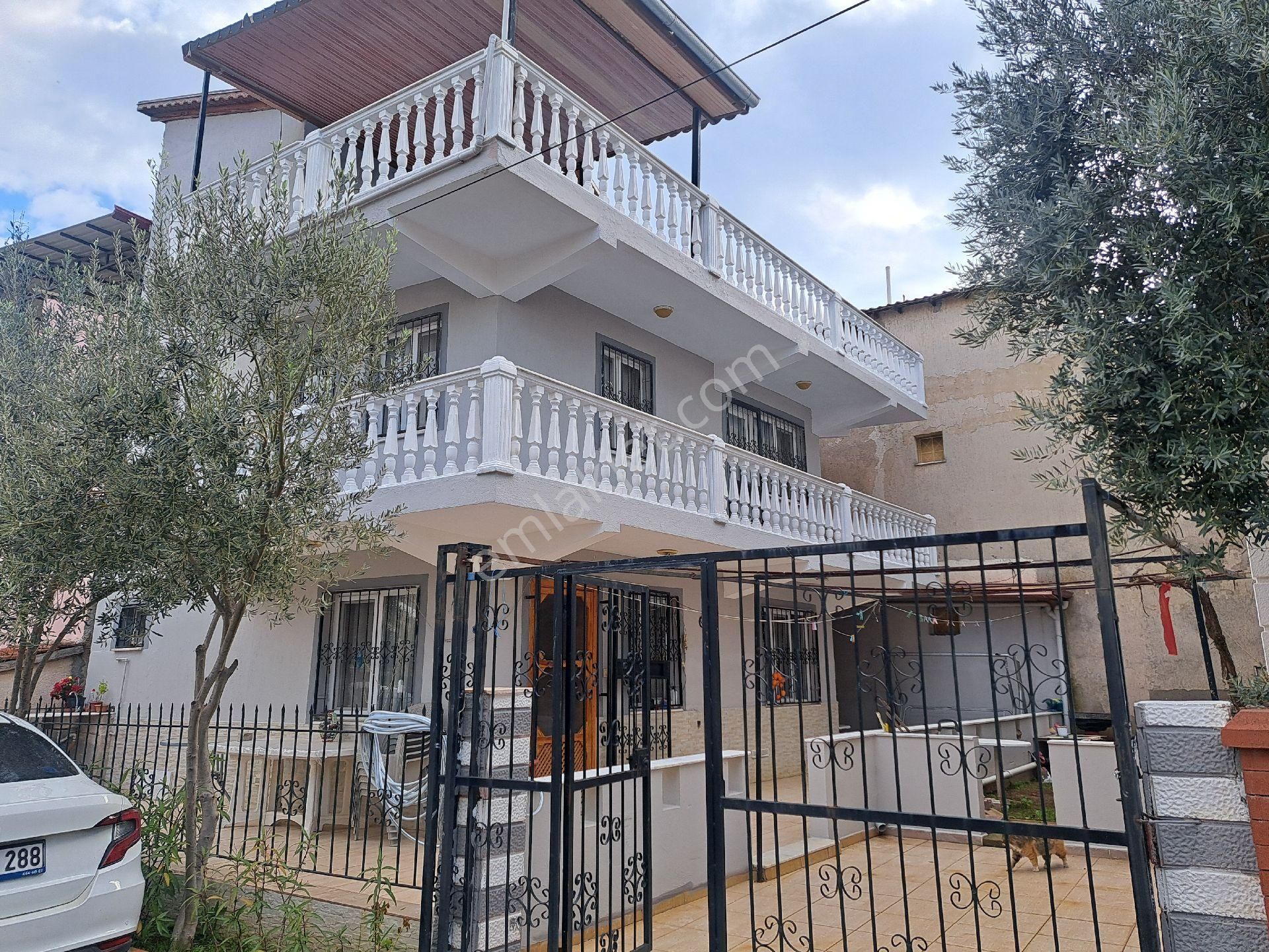 Seferihisar Doğanbey De Satılık 4+1 Villa Denize 300 Metre
