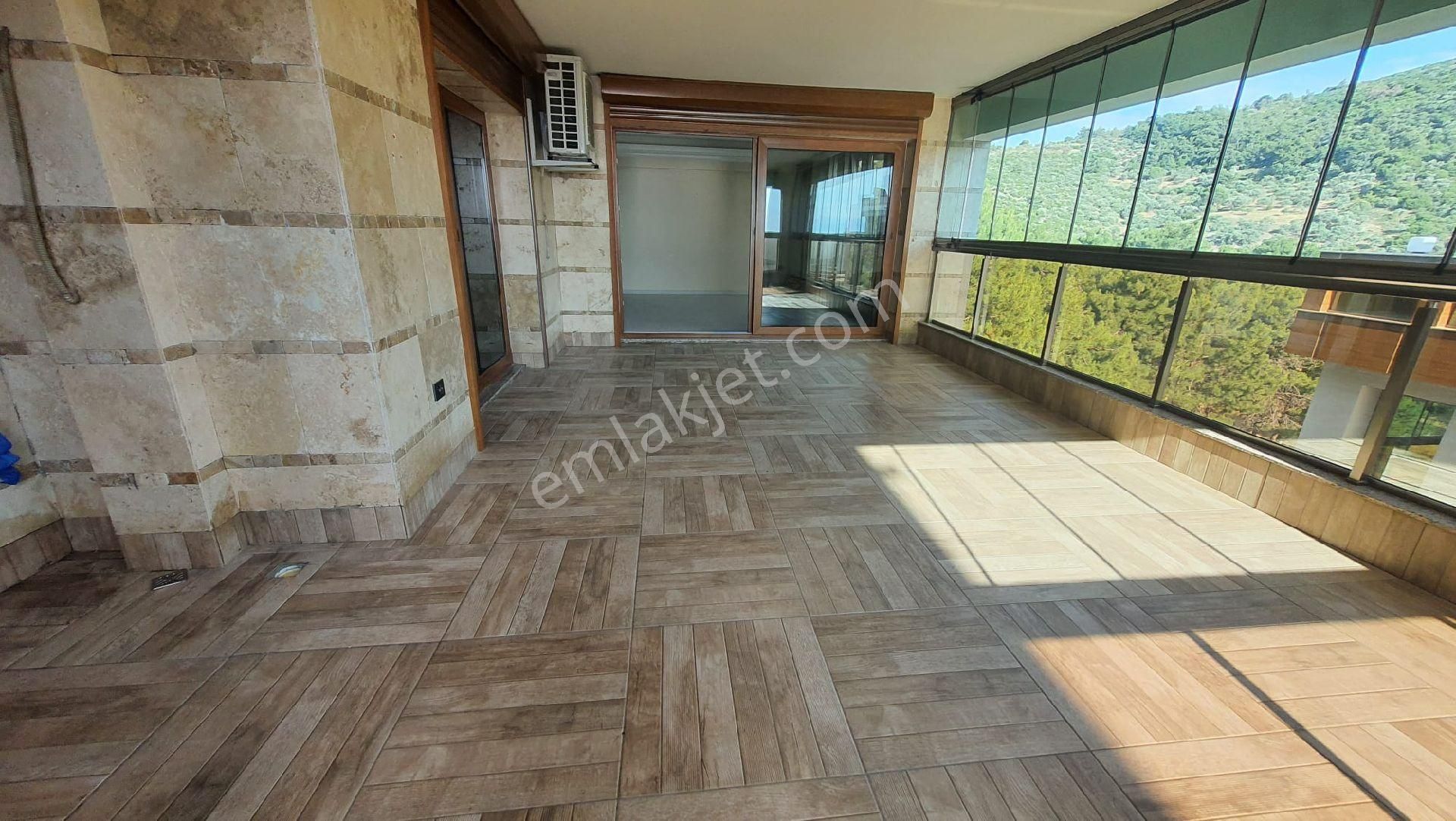 Kuşadası Ege Mahallesi Trend Royal 2 - Görsel 13