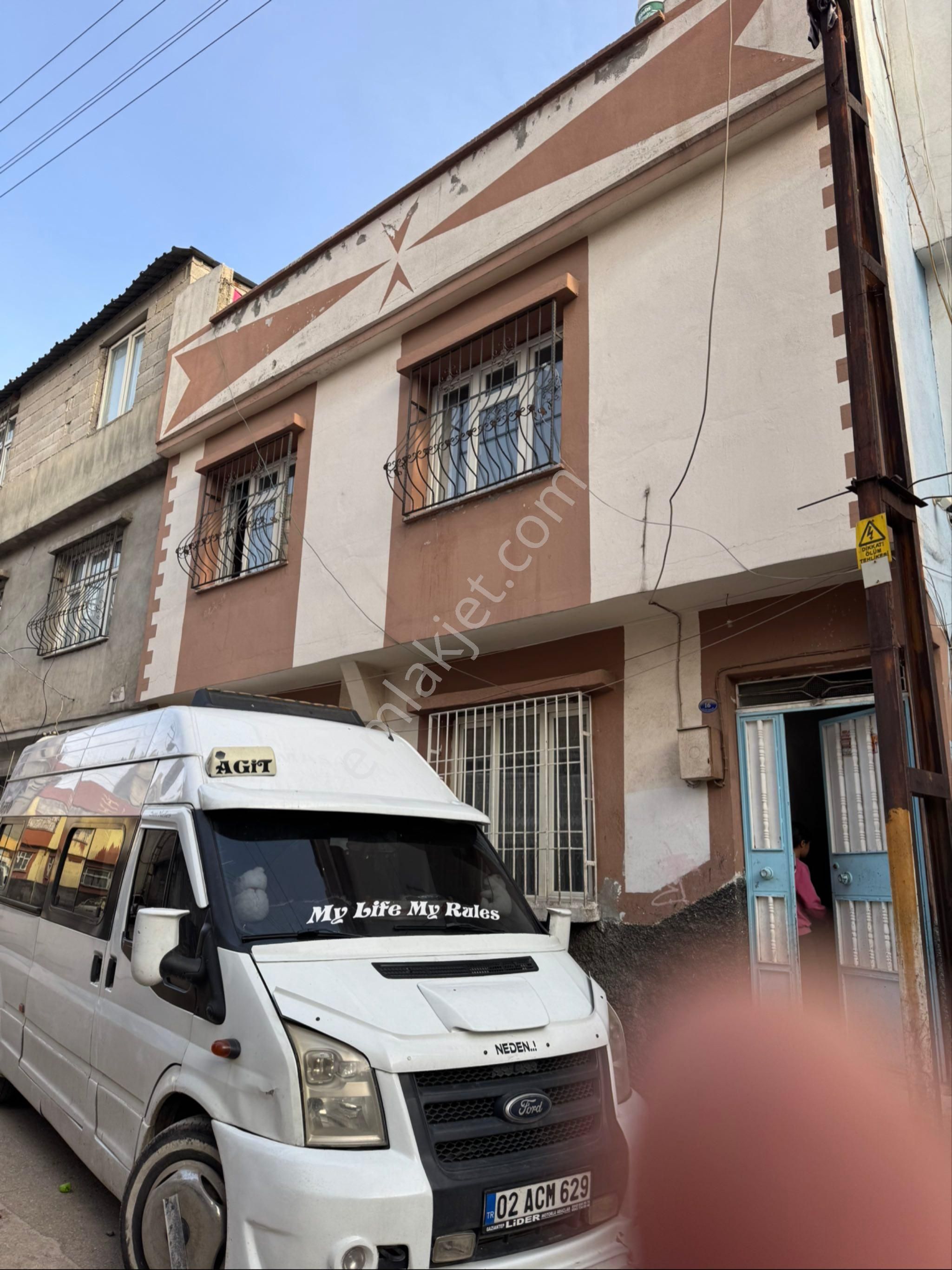 Narlıtepe Mahallesi 2 Katlı Müstakil Ev 135 Metre Kare