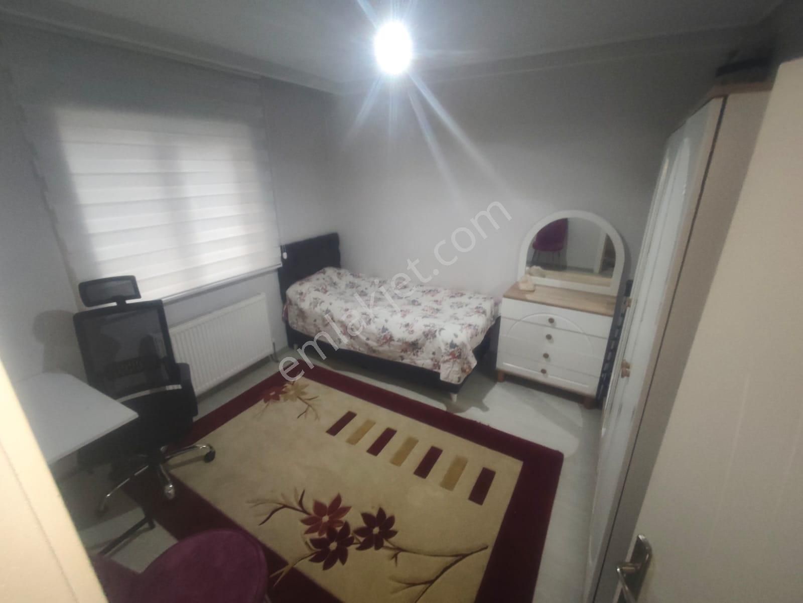 Yılmaz Gayrimenkulden 8 Yıllık Ön Cephe Masrafsız Kacırılmayacak 3+1 Fırsat Dairesi - Görsel 14