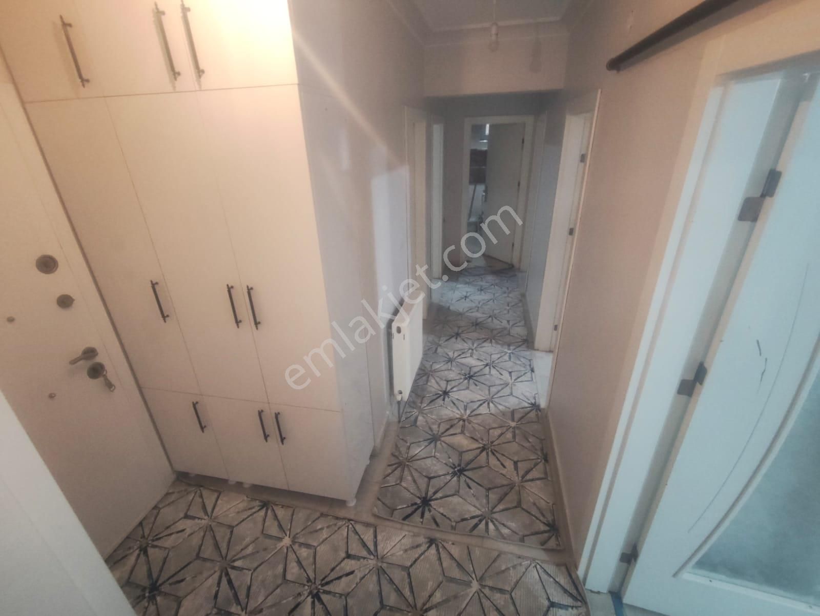 Yılmaz Gayrimenkulden 8 Yıllık Ön Cephe Masrafsız Kacırılmayacak 3+1 Fırsat Dairesi - Görsel 27