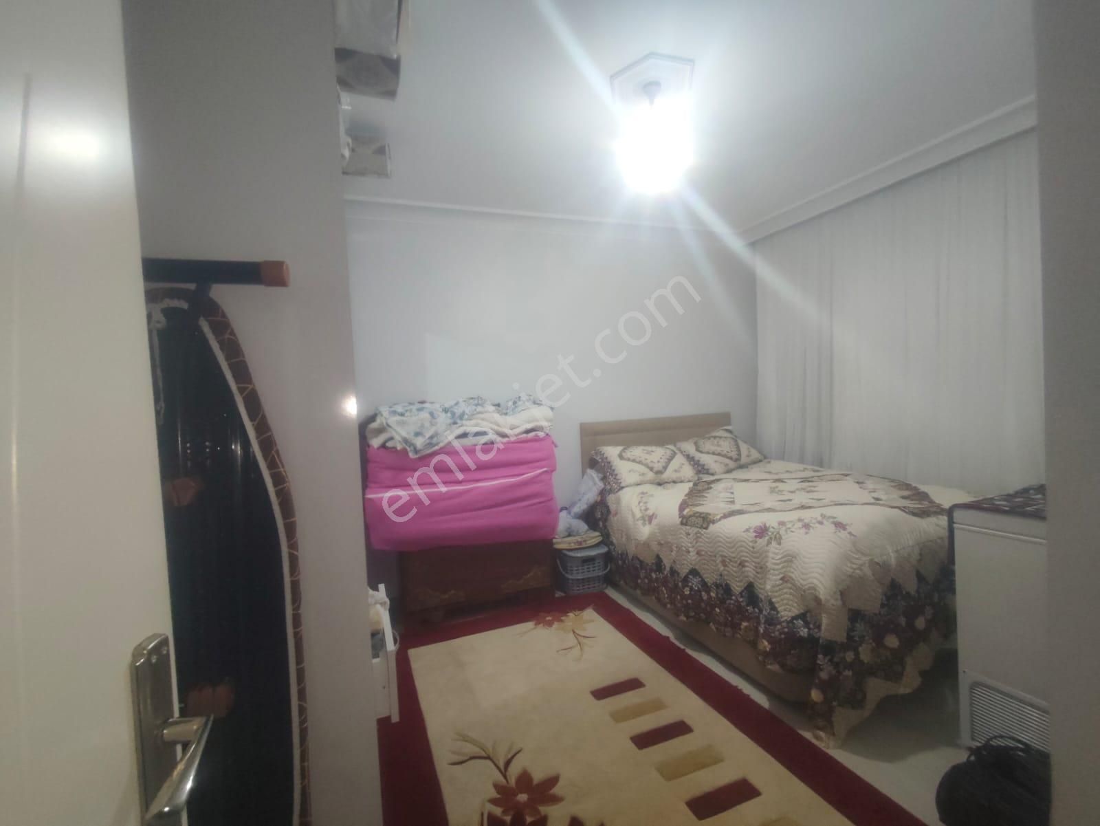 Yılmaz Gayrimenkulden 8 Yıllık Ön Cephe Masrafsız Kacırılmayacak 3+1 Fırsat Dairesi - Görsel 4