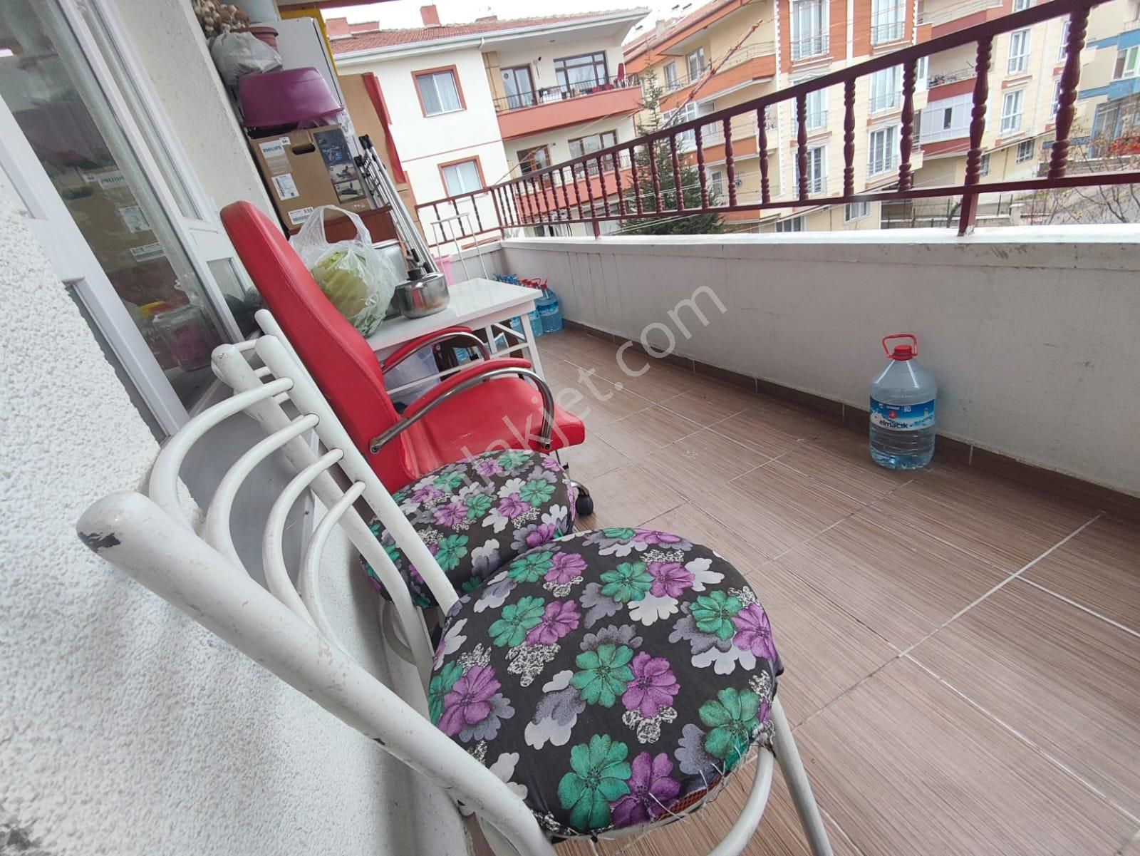 Yılmaz Gayrimenkulden Önü Acık Park Cephe Köşe Başı Kacırılmayacak 3+1 Fırsat Dairesi - Görsel 18