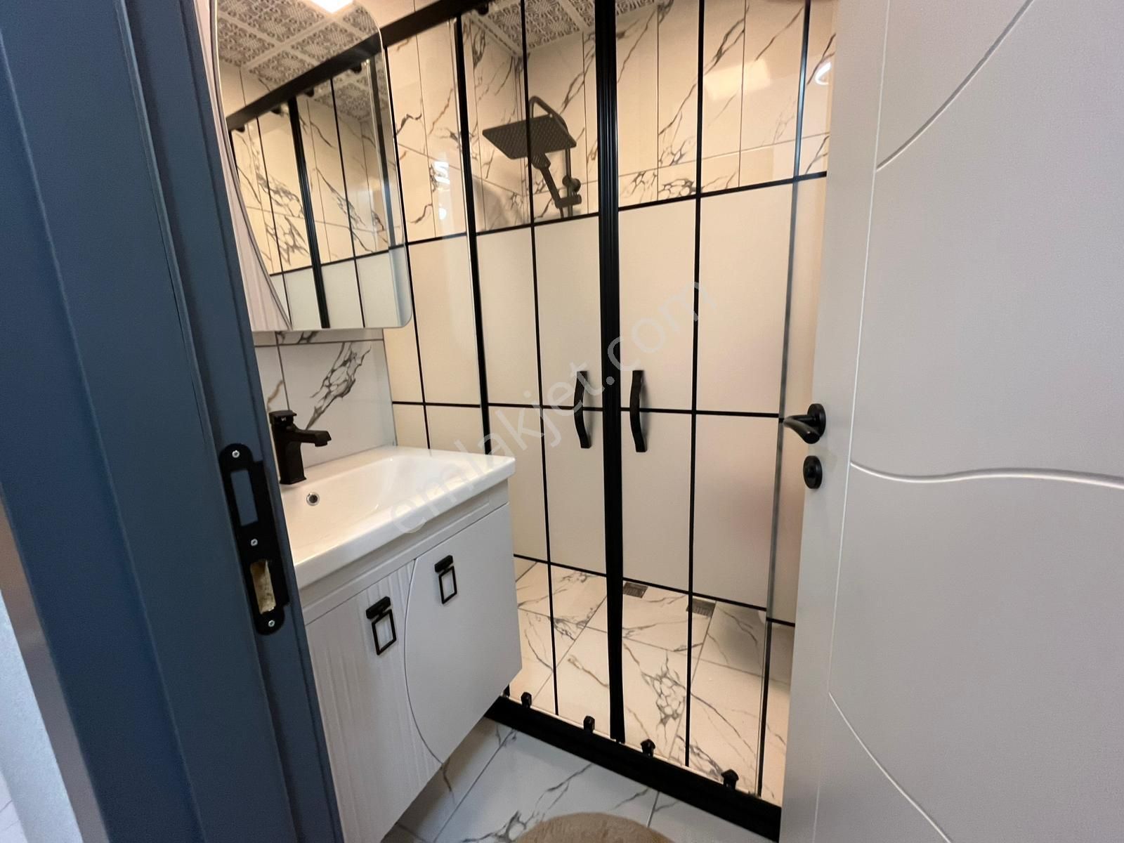 Ataparkta Merkezi Konumda Çift Balkonlu Sıfır Bina - Görsel 30