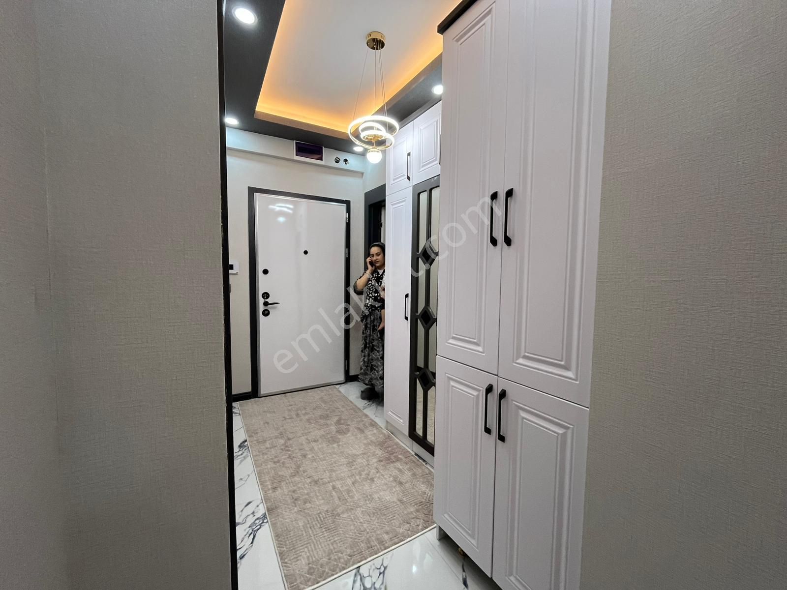 Ataparkta Merkezi Konumda Çift Balkonlu Sıfır Bina - Görsel 26