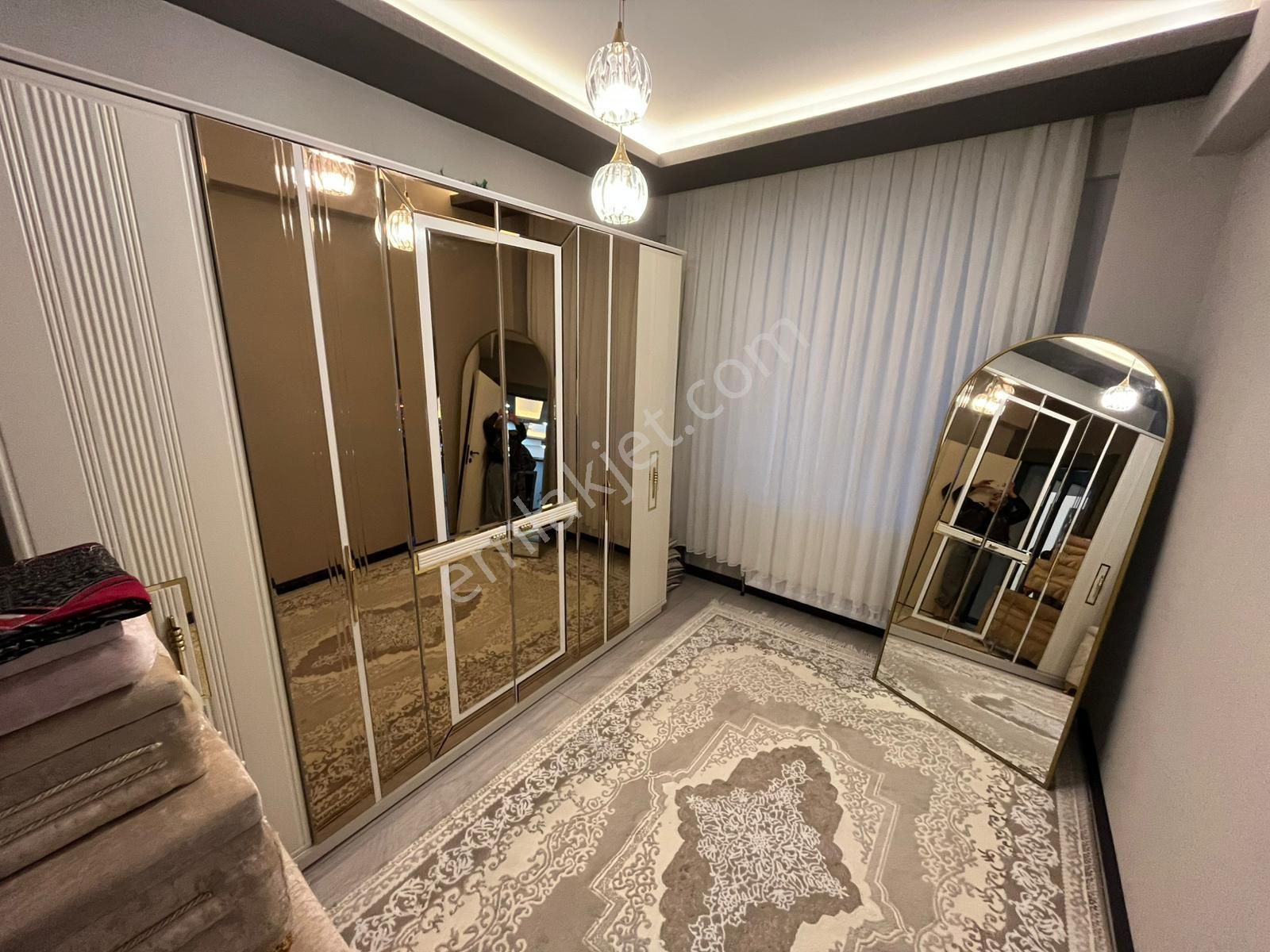 Ataparkta Merkezi Konumda Çift Balkonlu Sıfır Bina - Görsel 18