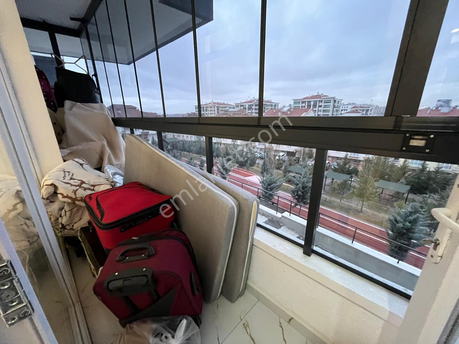 Ataparkta Merkezi Konumda Çift Balkonlu Sıfır Bina - Görsel 34