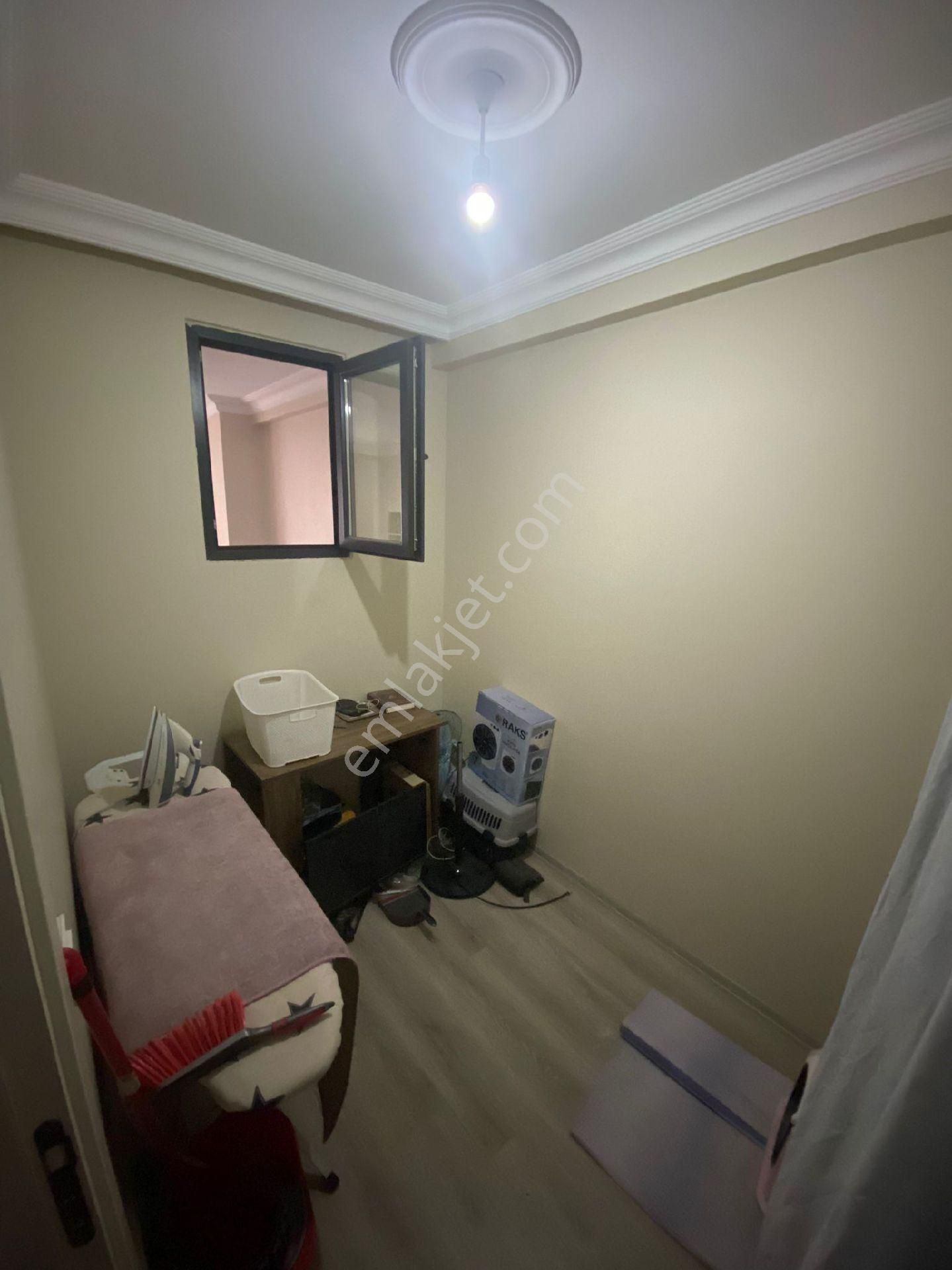 Güneyden Metroya 15 Dakika Yürüme 2+1.85 M2 Ayrı Mutfaklı Daire - Görsel 8