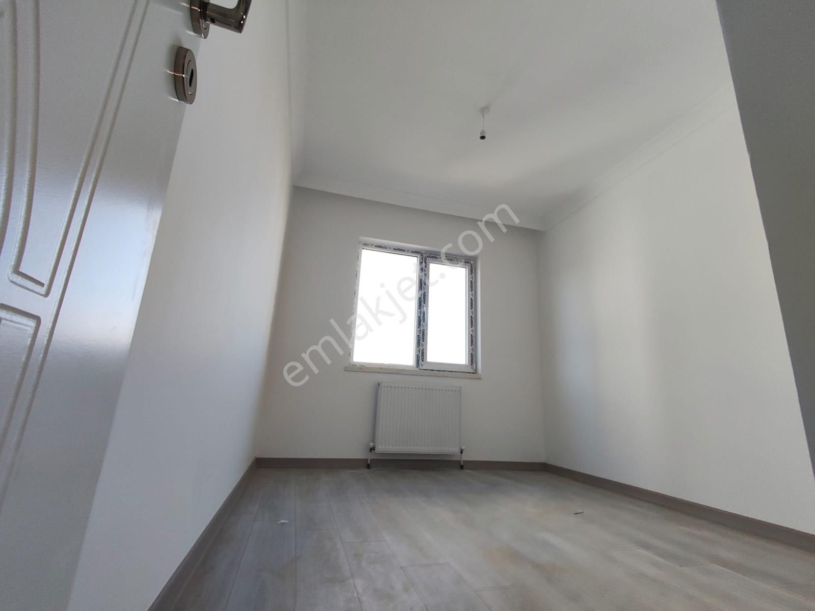Yılmaz Gayrimenkul Sıfır Daire Kılerlı 180 Mk 4+1 Ön Cephe Kıralık Yapılı Masrafsız Mavı Okul Yan - Görsel 13