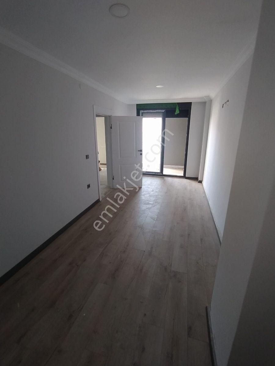 Side Mahallesinde Denize Yürüme Mesafesinde Satılık Dublex Daire - Görsel 3