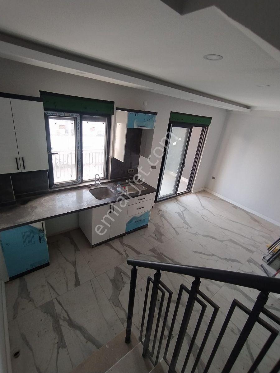 Side Mahallesinde Denize Yürüme Mesafesinde Satılık Dublex Daire - Görsel 12