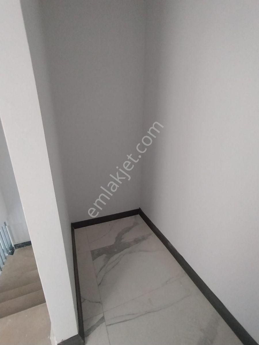 Side Mahallesinde Denize Yürüme Mesafesinde Satılık Dublex Daire - Görsel 15