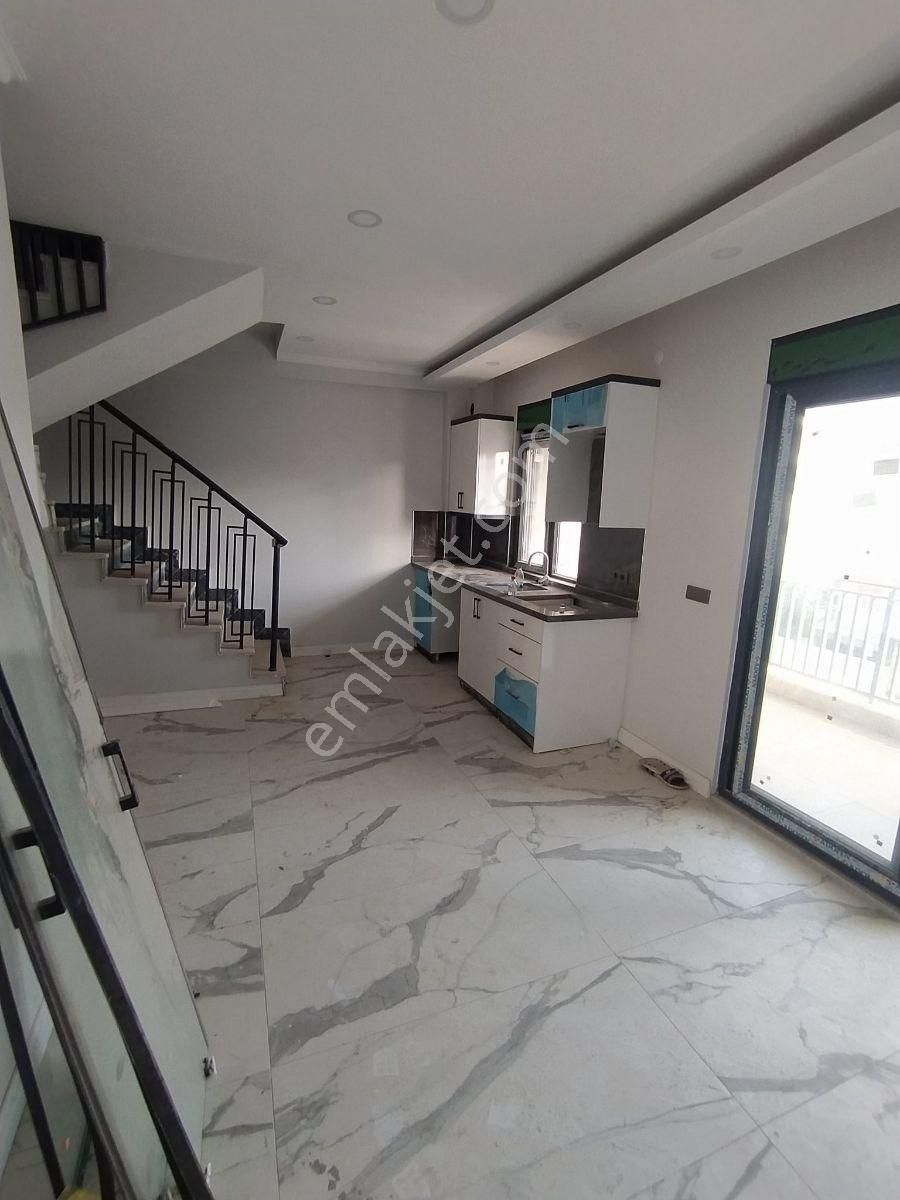 Side Mahallesinde Denize Yürüme Mesafesinde Satılık Dublex Daire - Görsel 9