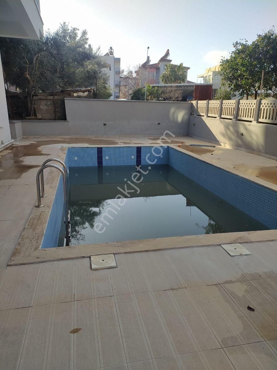 Side Mahallesinde Denize Yürüme Mesafesinde Satılık Dublex Daire - Görsel 2