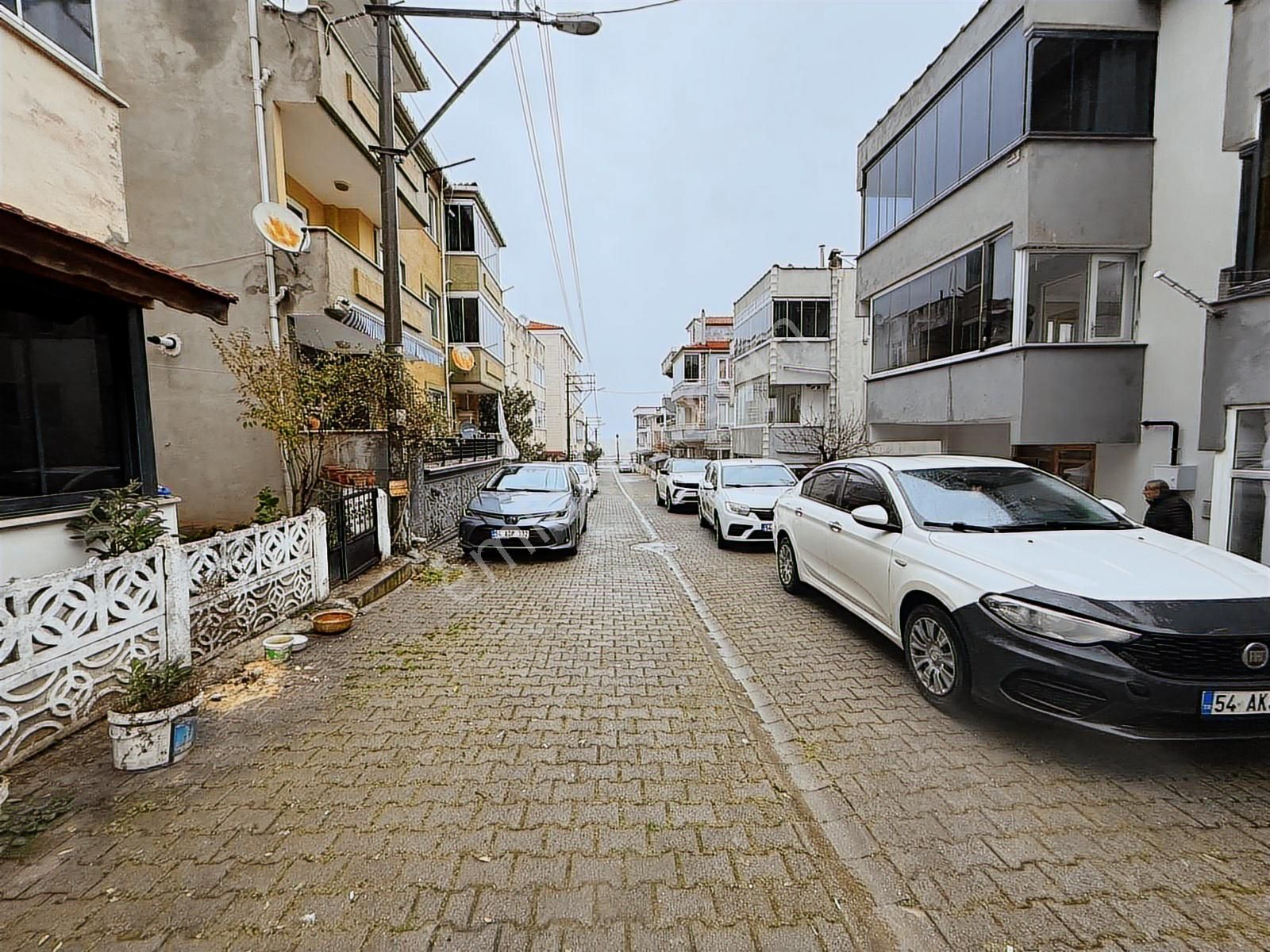 Akkumda Denizgören Ara Kat Dairemiz Kompi Petek Cam Balkonlu - Görsel 16