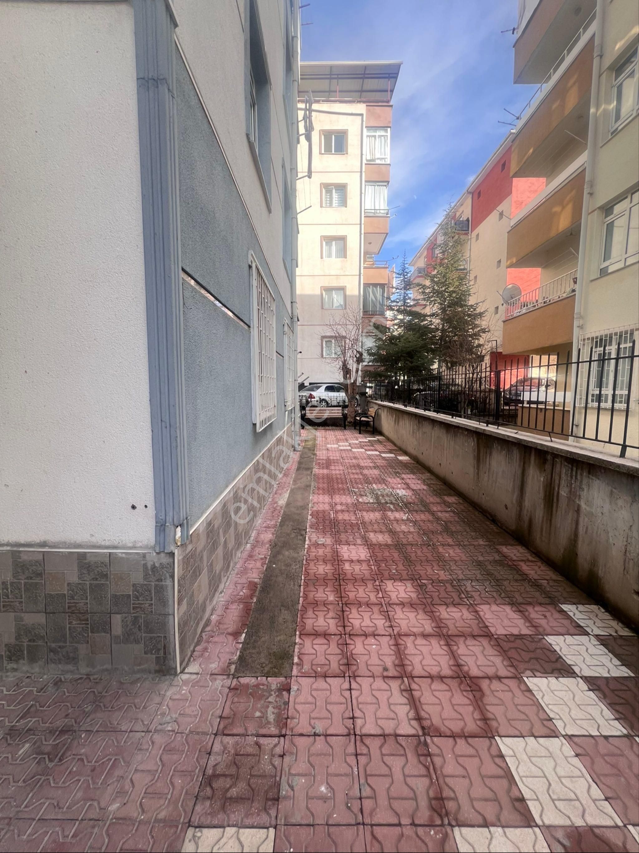 Plevne Mah.1.arakat 3+1 Salon Bağımsız Kiralık Daire - Görsel 27