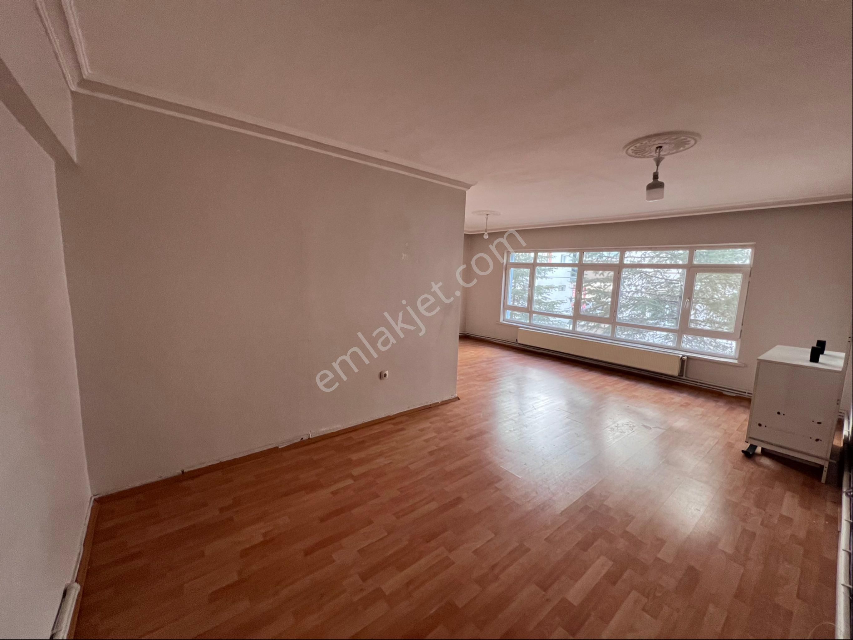 Plevne Mah.1.arakat 3+1 Salon Bağımsız Kiralık Daire - Görsel 14