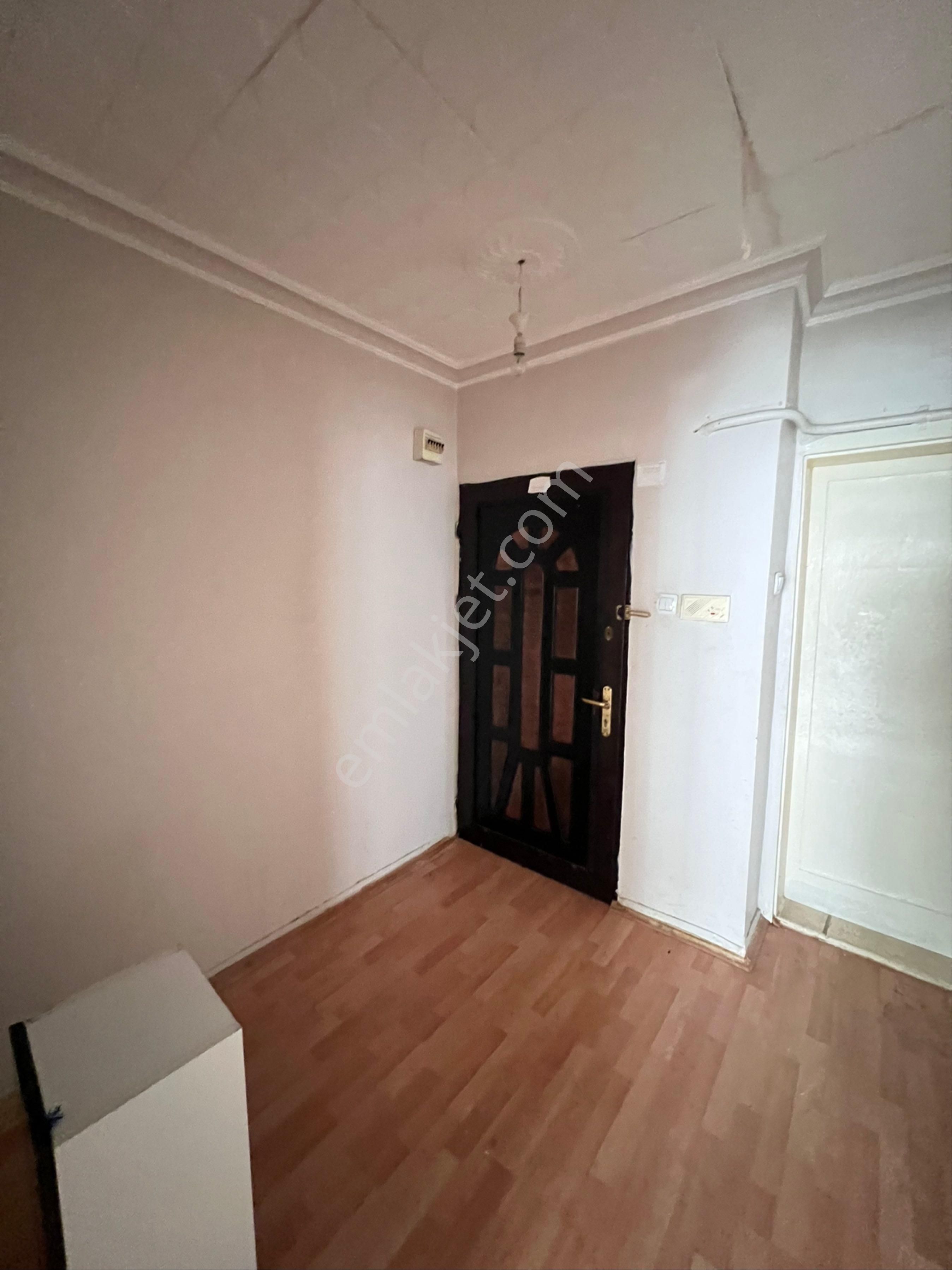 Plevne Mah.1.arakat 3+1 Salon Bağımsız Kiralık Daire - Görsel 3