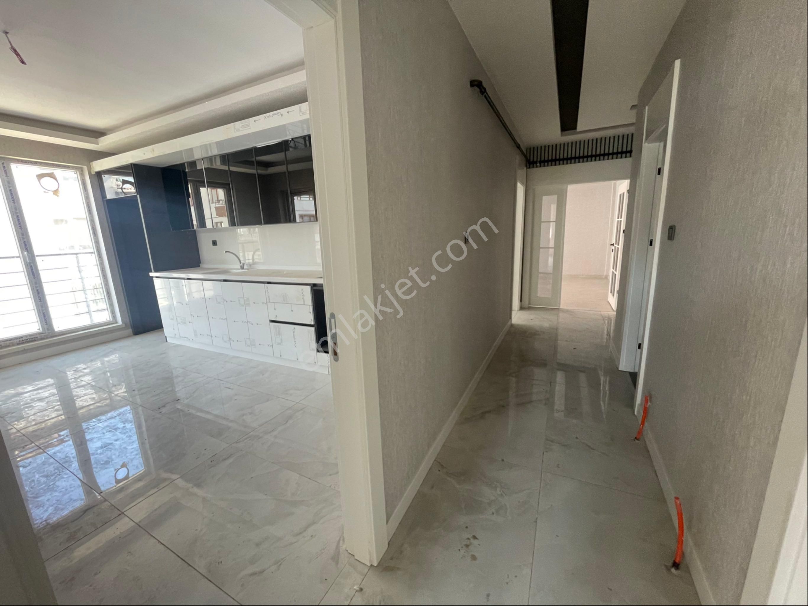 Öz Eda Emlak Tan Satılık 3+1 Daire Bağlum Merkez De - Görsel 12