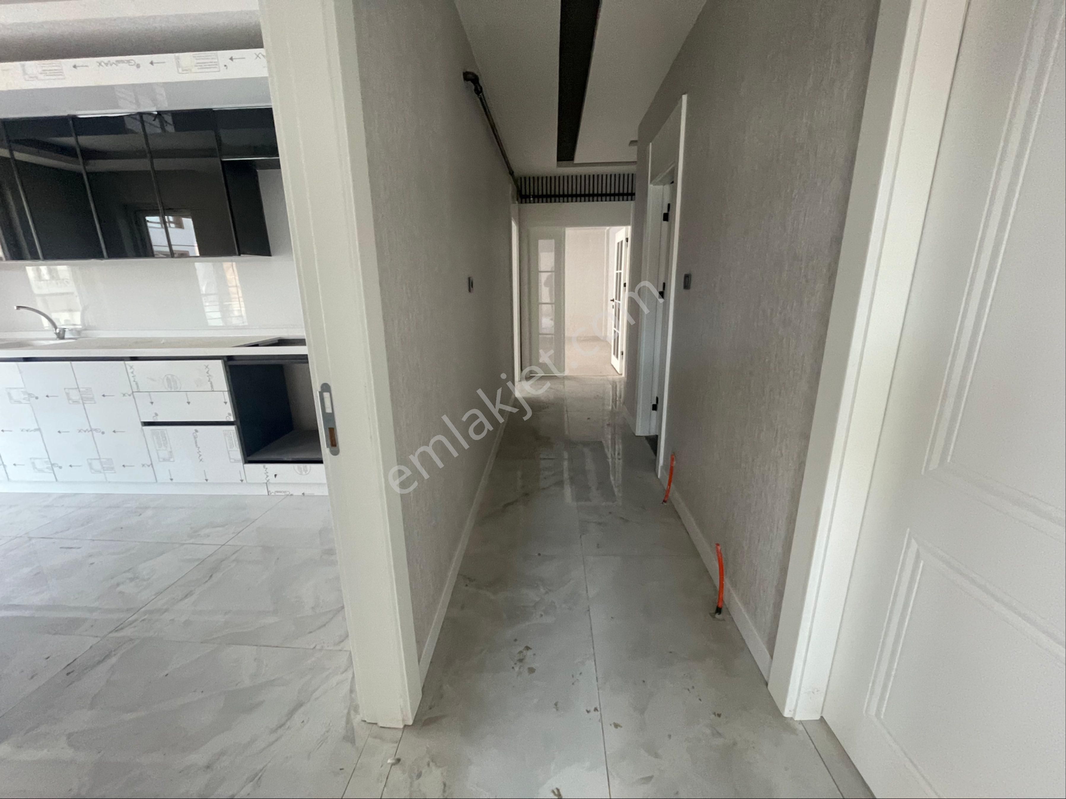 Öz Eda Emlak Tan Satılık 3+1 Daire Bağlum Merkez De - Görsel 10