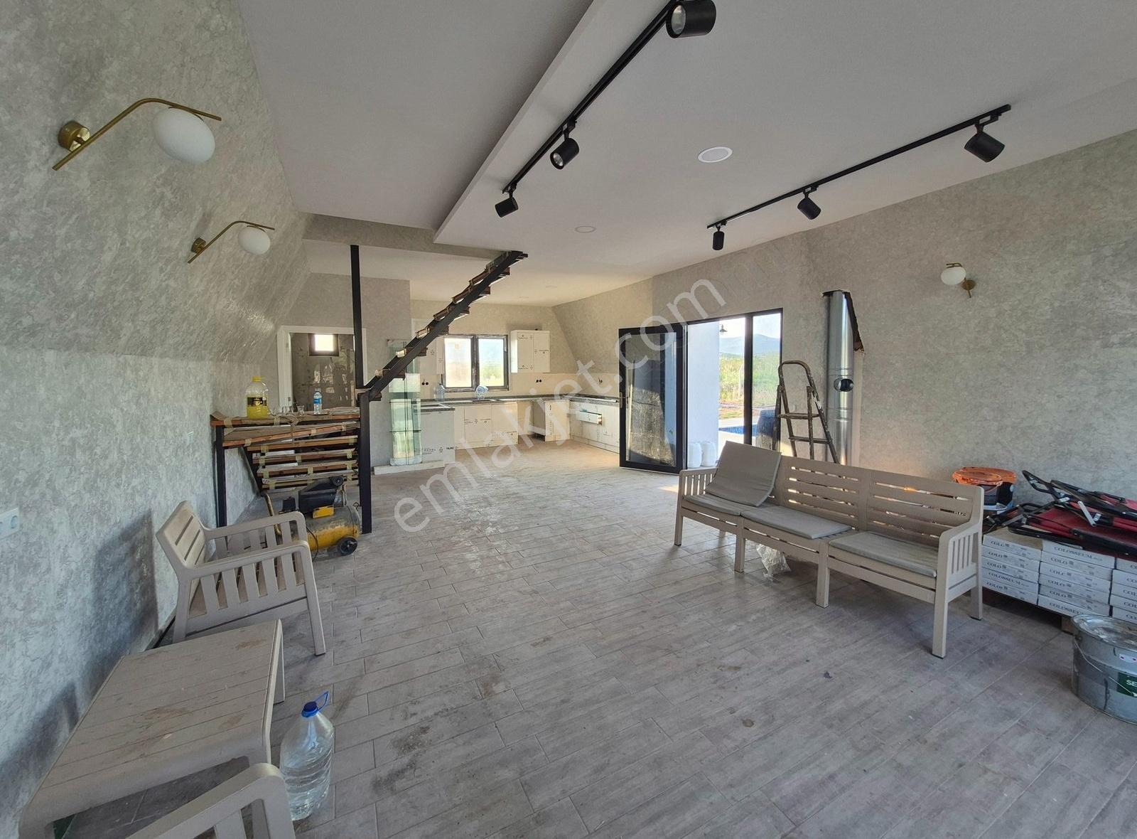 Öz Elit Den Kızılören De Havuzlu Bungalov Evi Olan Satılık Tarla - Görsel 4