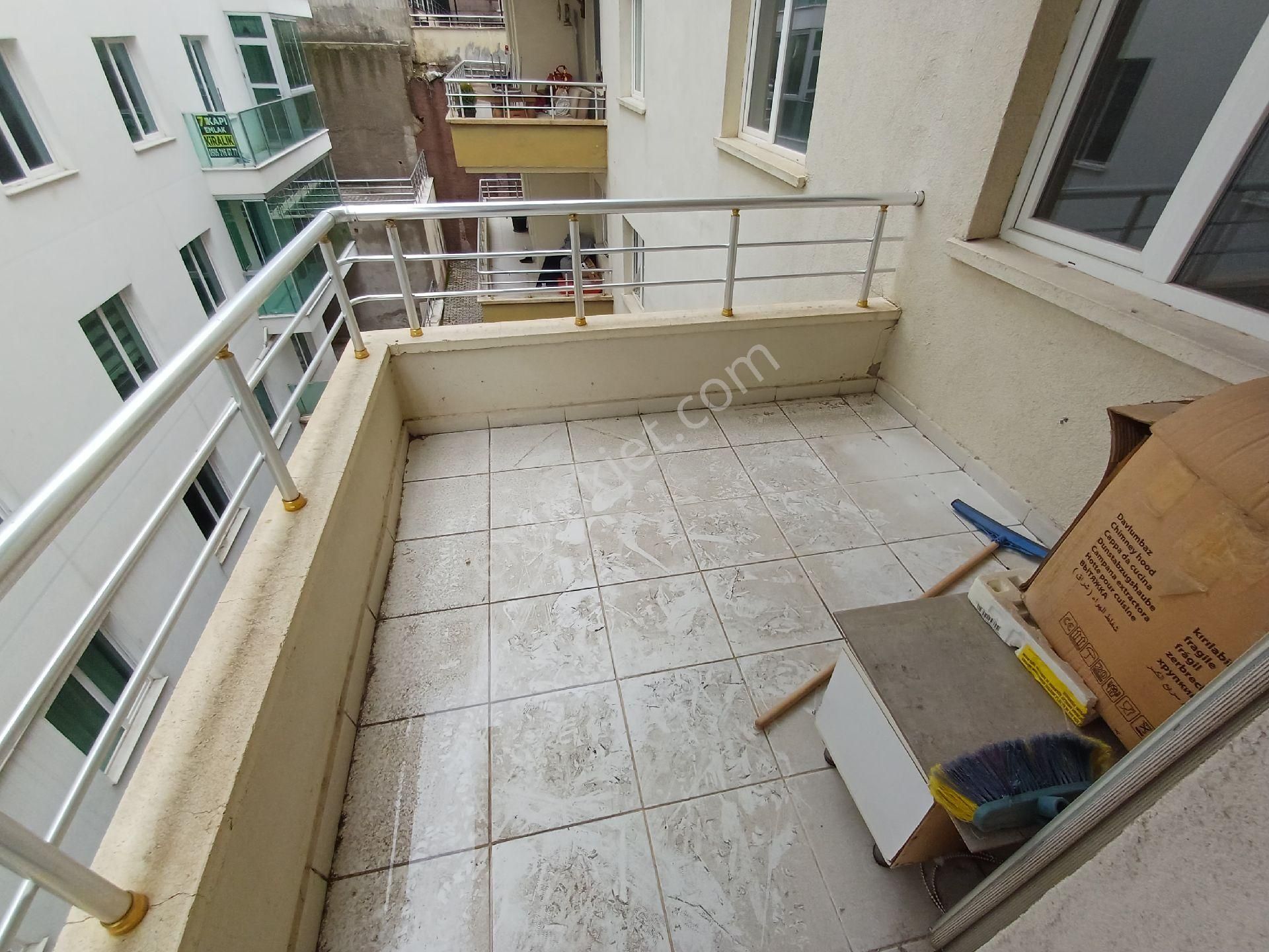 Kalekışladan Cadde Yakını Asansörlü Yalıtımlı Satılık 3+1 Daire - Görsel 6